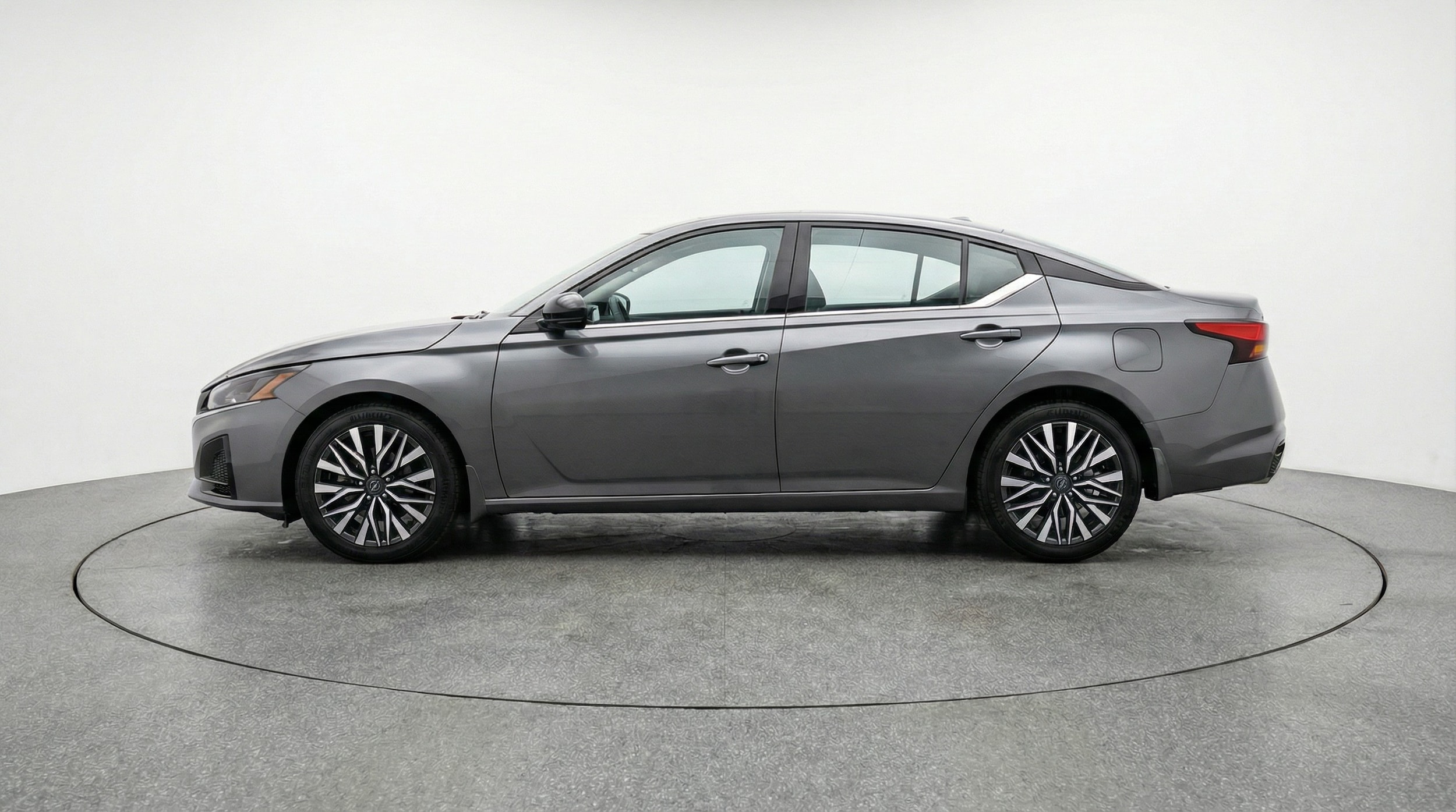 Thumbnail: 2025 Nissan Altima - 4