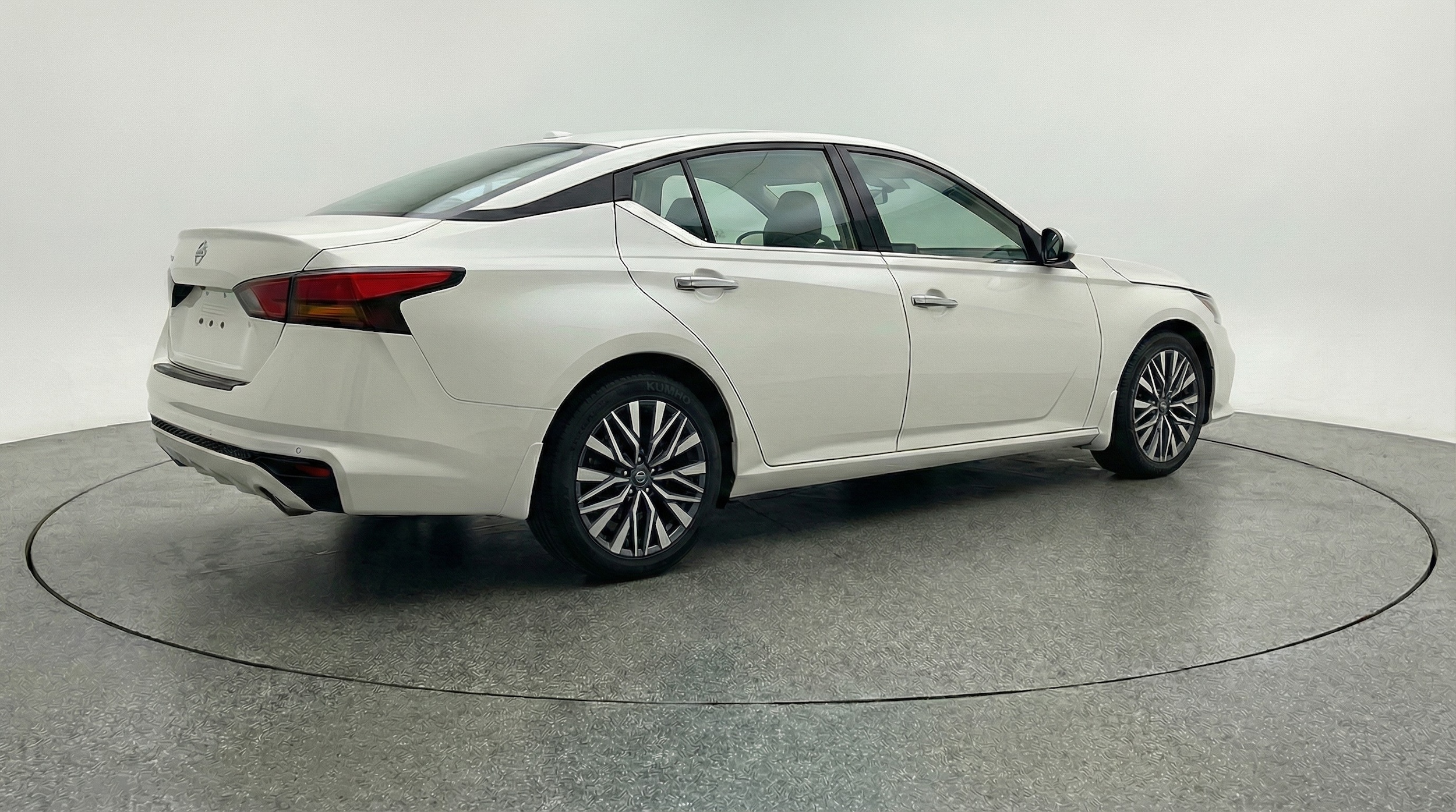 Thumbnail: 2025 Nissan Altima - 7