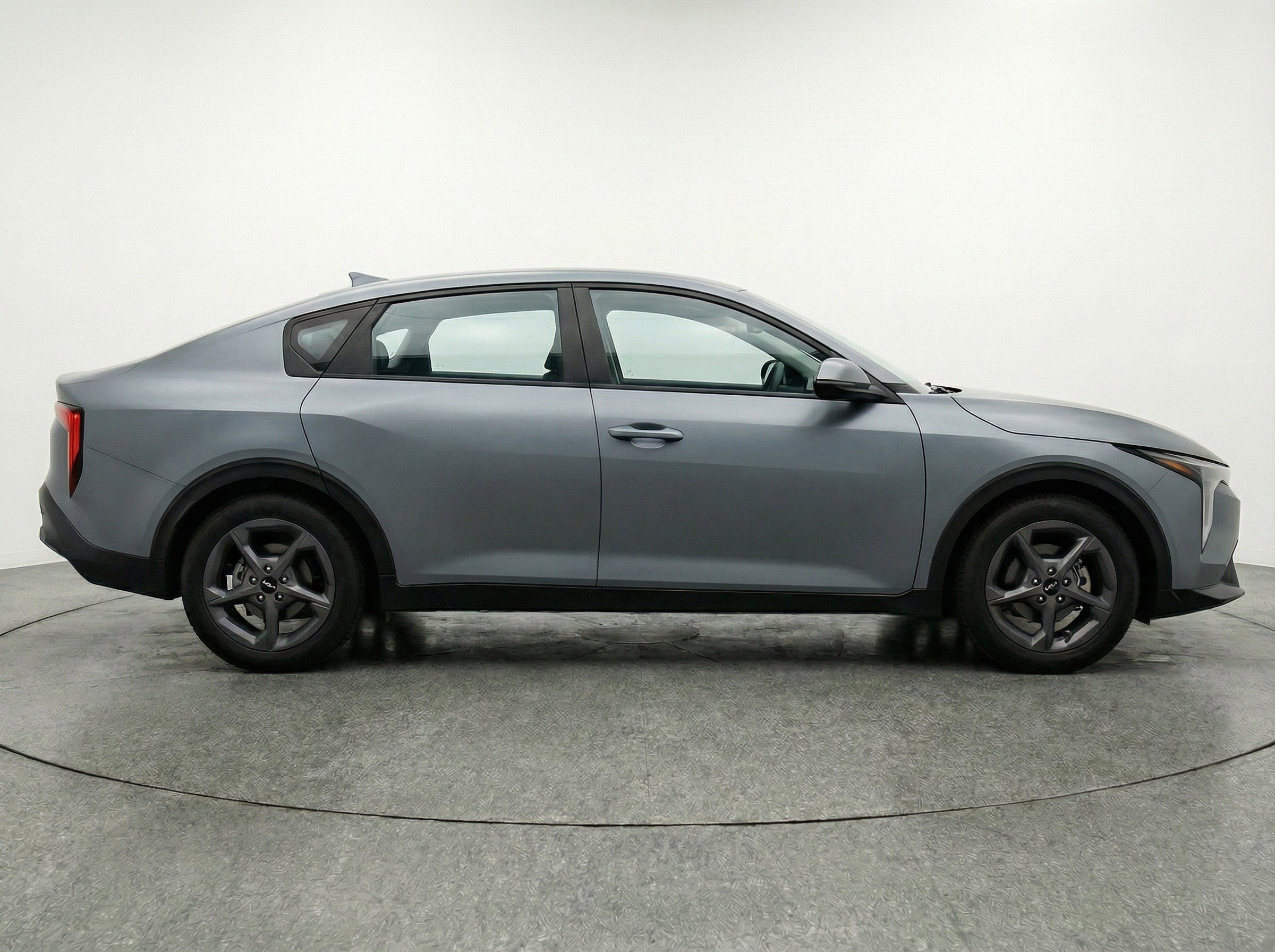 Thumbnail: 2025 Kia K4 - 3