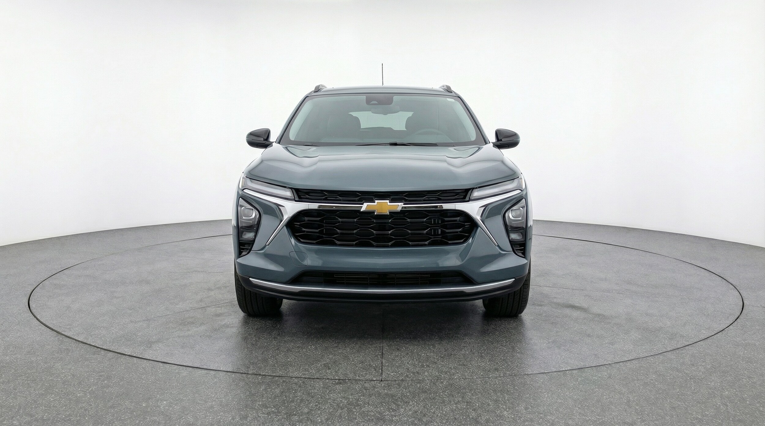 Thumbnail: 2025 Chevrolet Trax - 2
