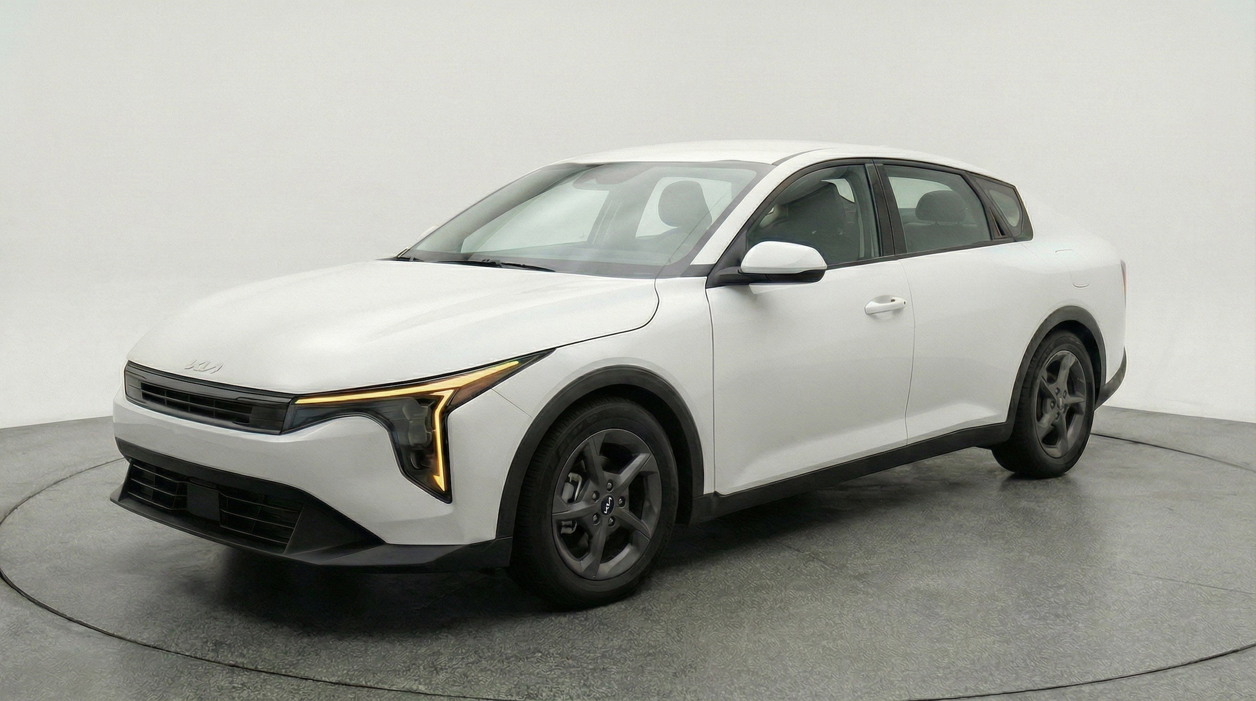 Thumbnail: 2025 Kia K4 - 2