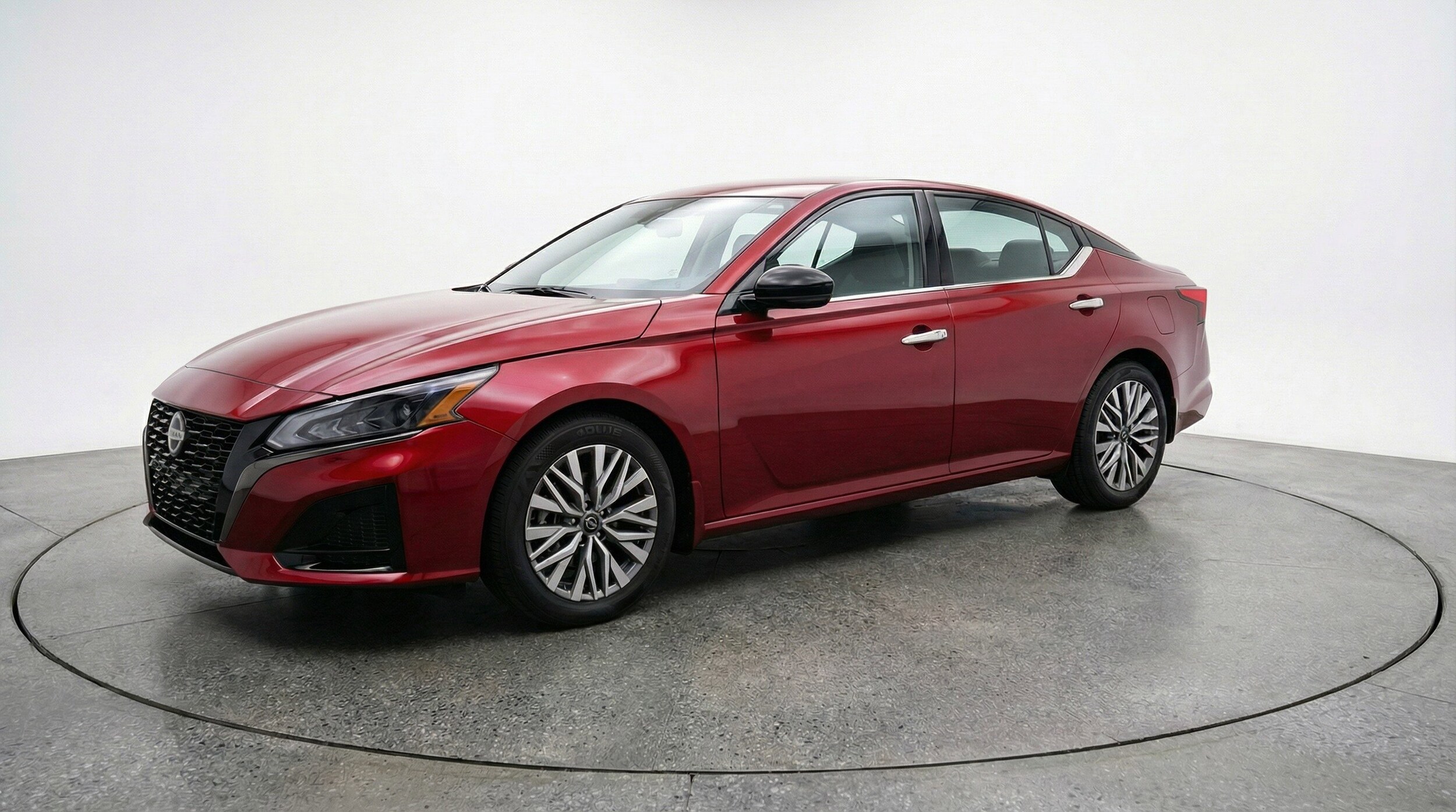 Thumbnail: 2025 Nissan Altima - 2