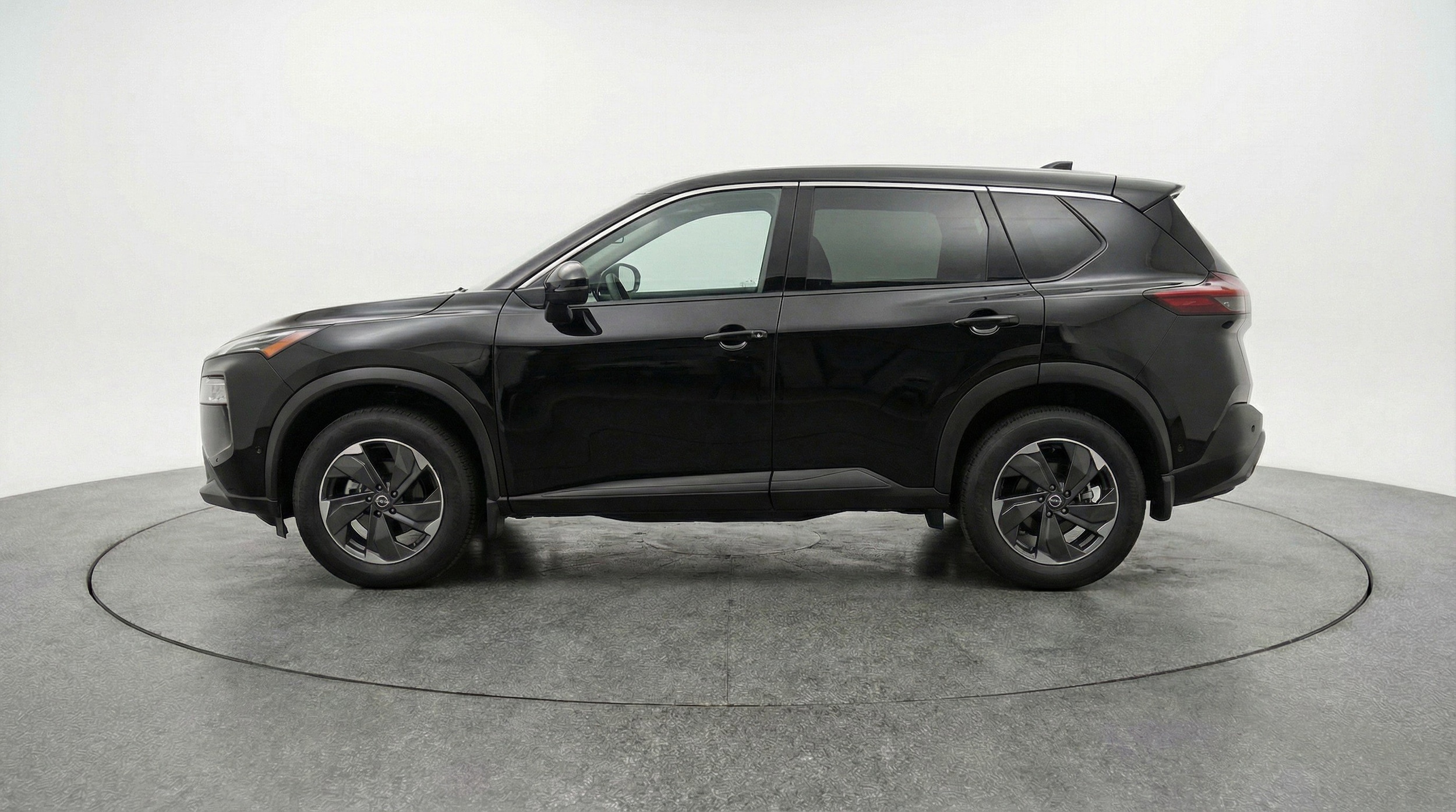 Thumbnail: 2025 Nissan Rogue - 3