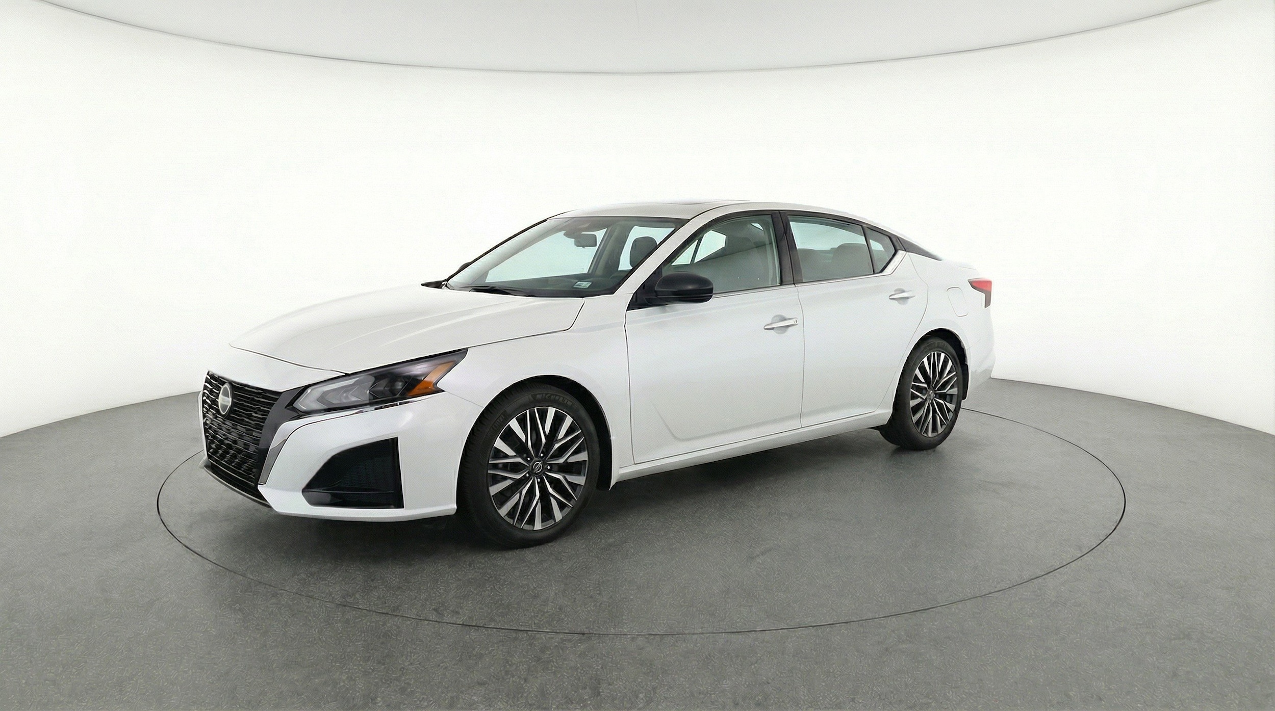 Thumbnail: 2025 Nissan Altima - 2