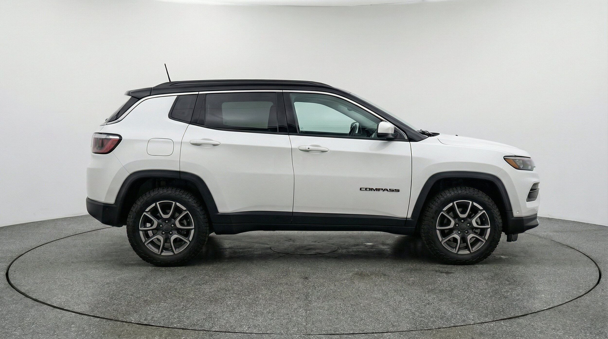 Thumbnail: 2025 Jeep Compass - 11