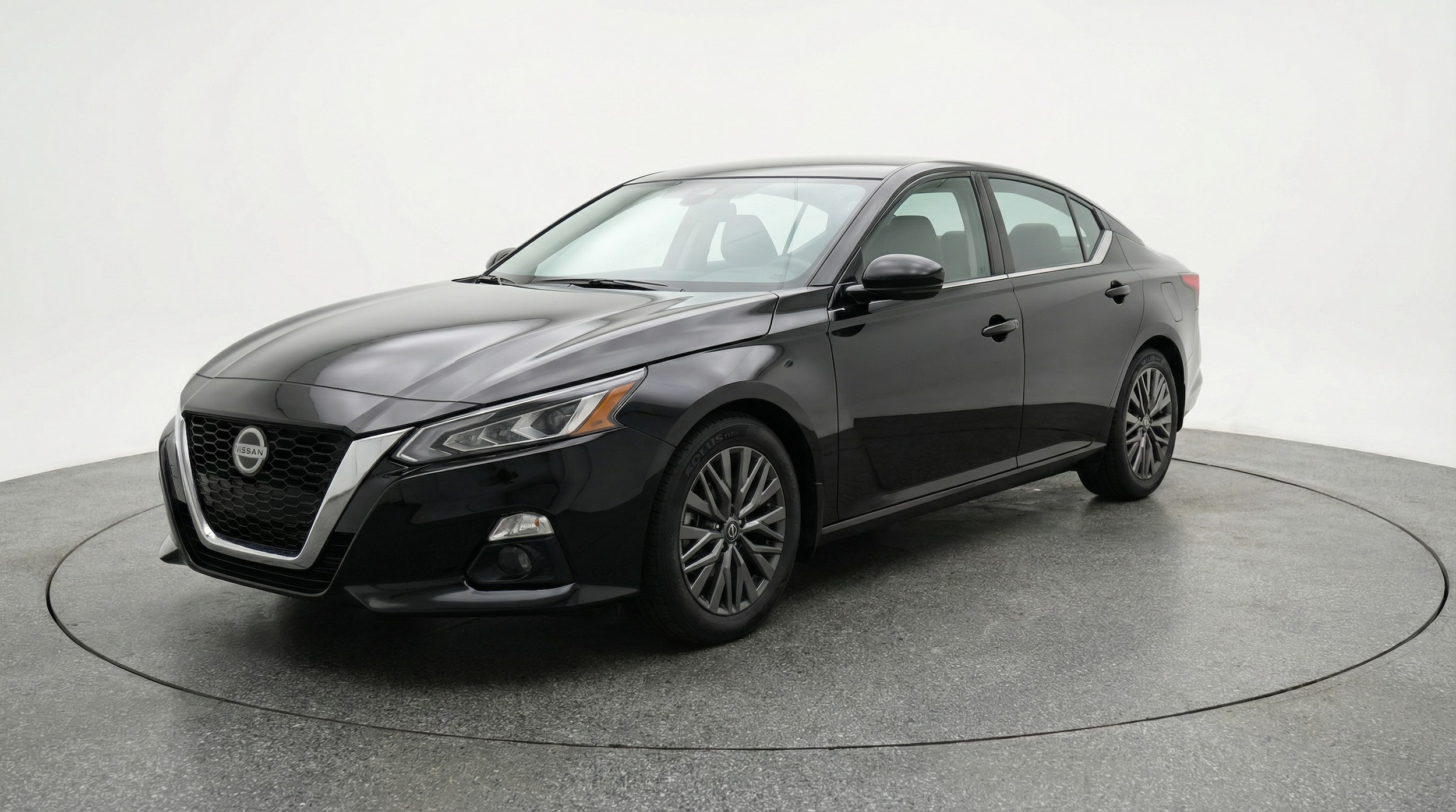 Thumbnail: 2025 Nissan Altima - 3