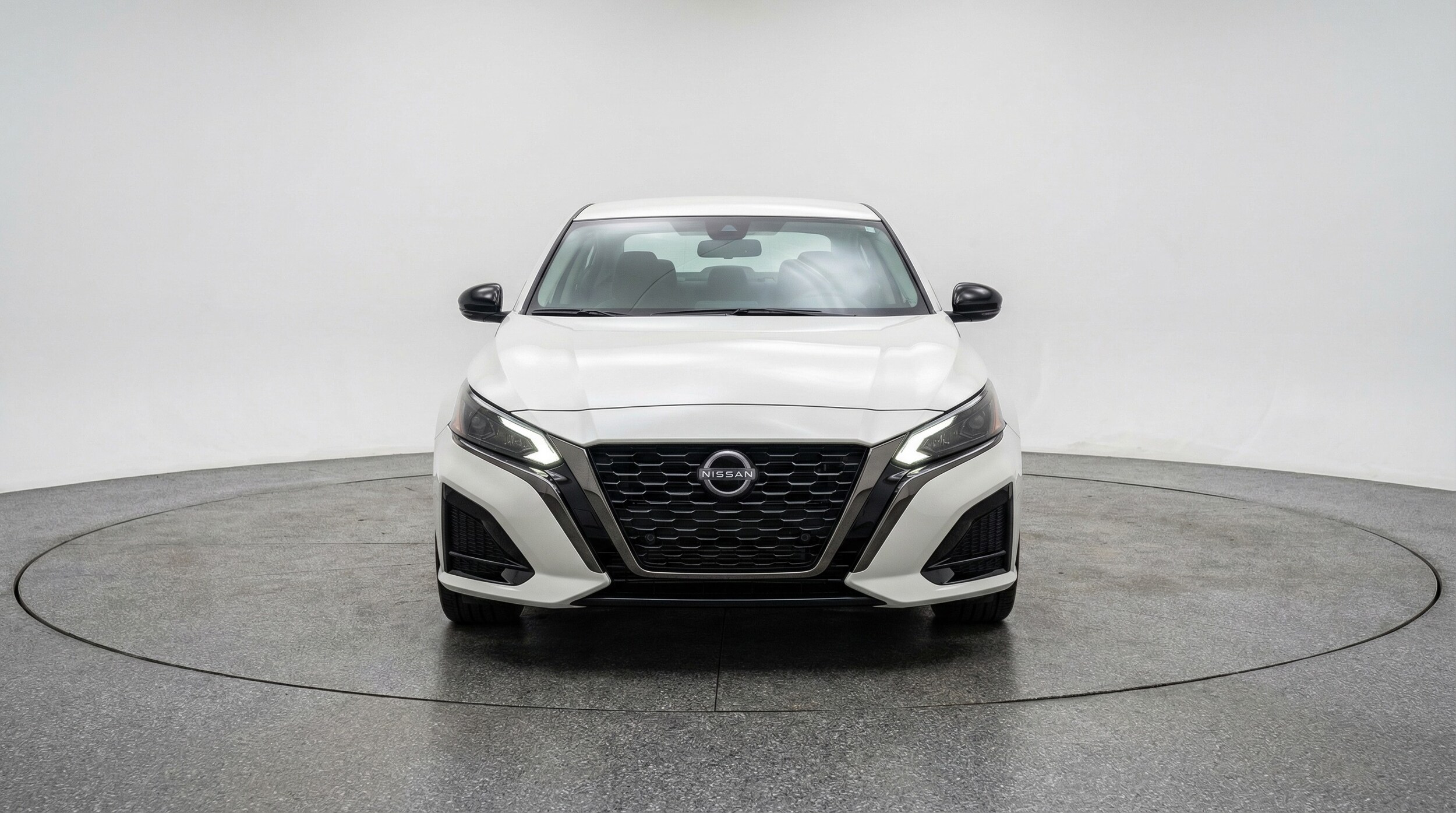 Thumbnail: 2025 Nissan Altima - 2