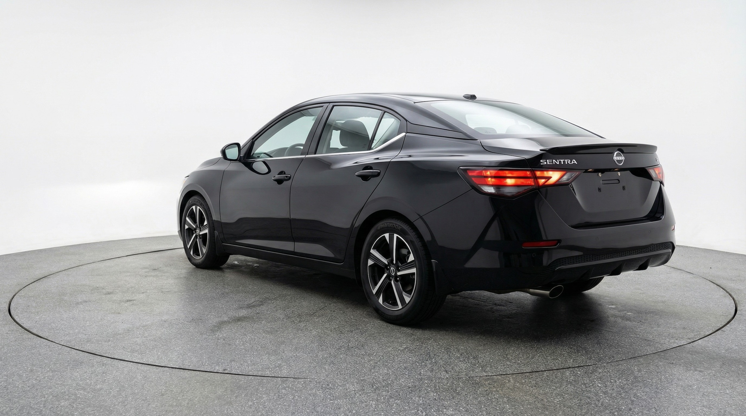 Thumbnail: 2025 Nissan Sentra - 5