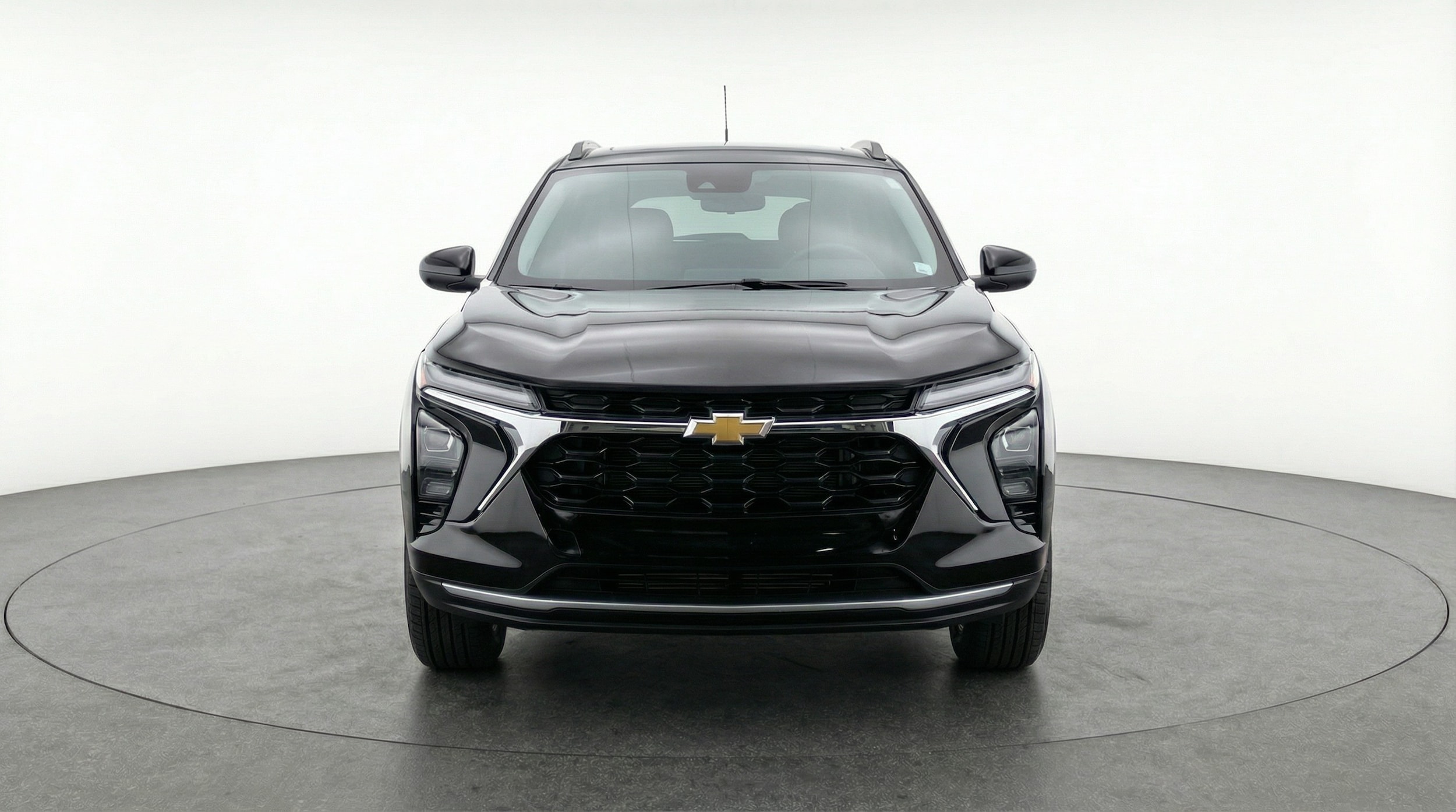 Thumbnail: 2025 Chevrolet Trax - 2