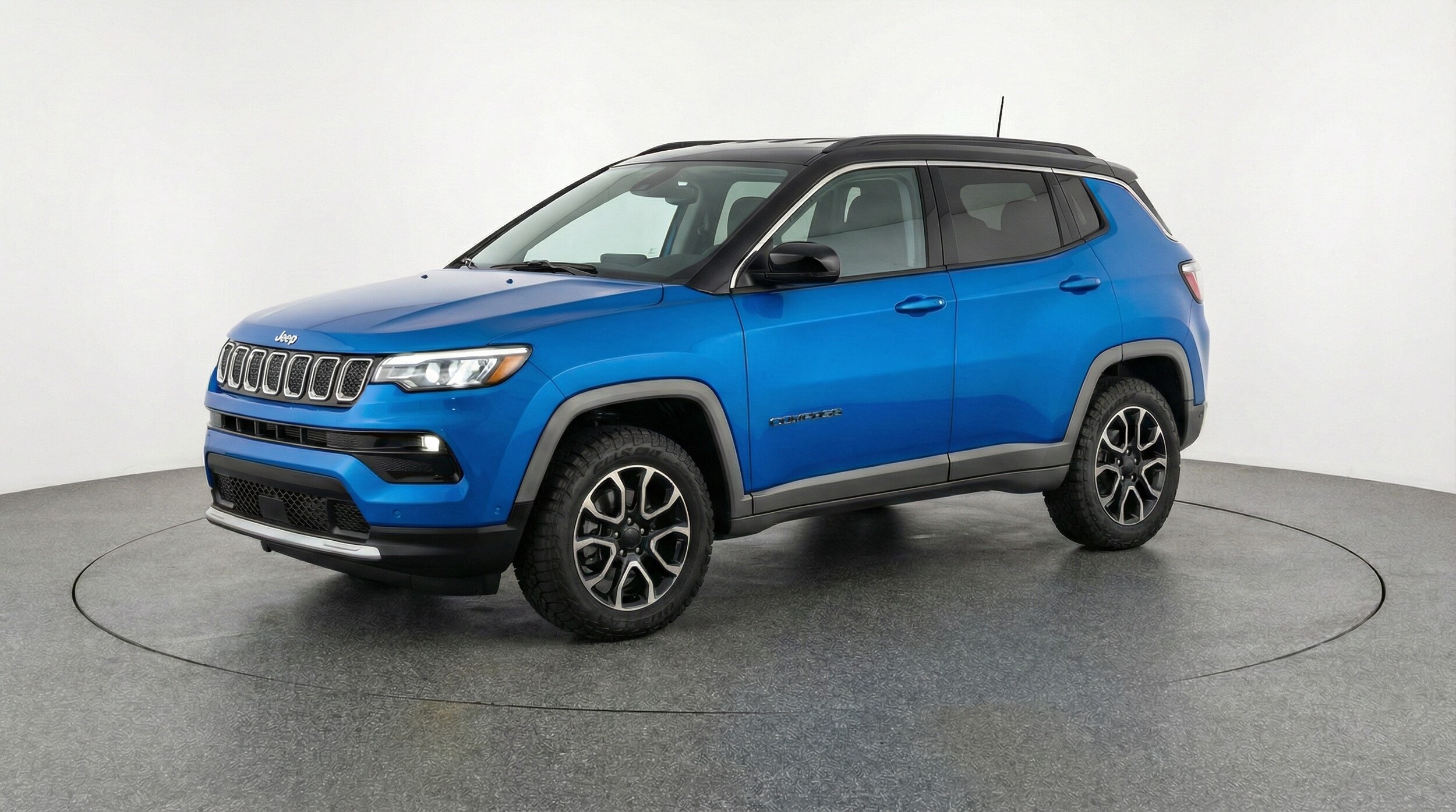 Thumbnail: 2025 Jeep Compass - 3