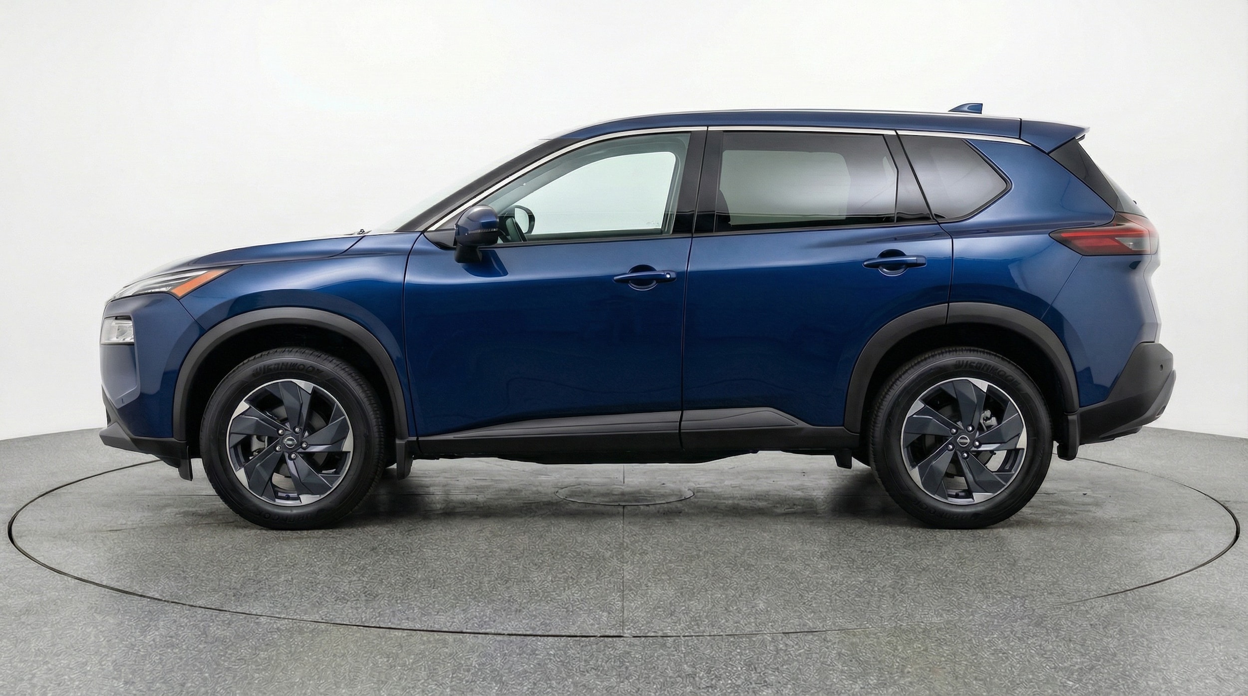 Thumbnail: 2025 Nissan Rogue - 4