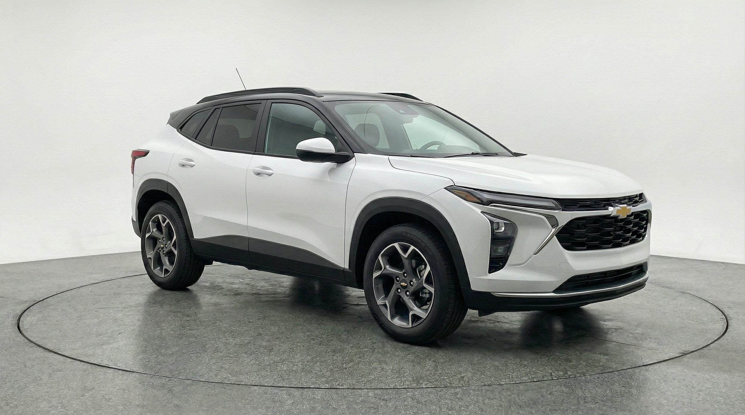 Thumbnail: 2025 Chevrolet Trax - 1