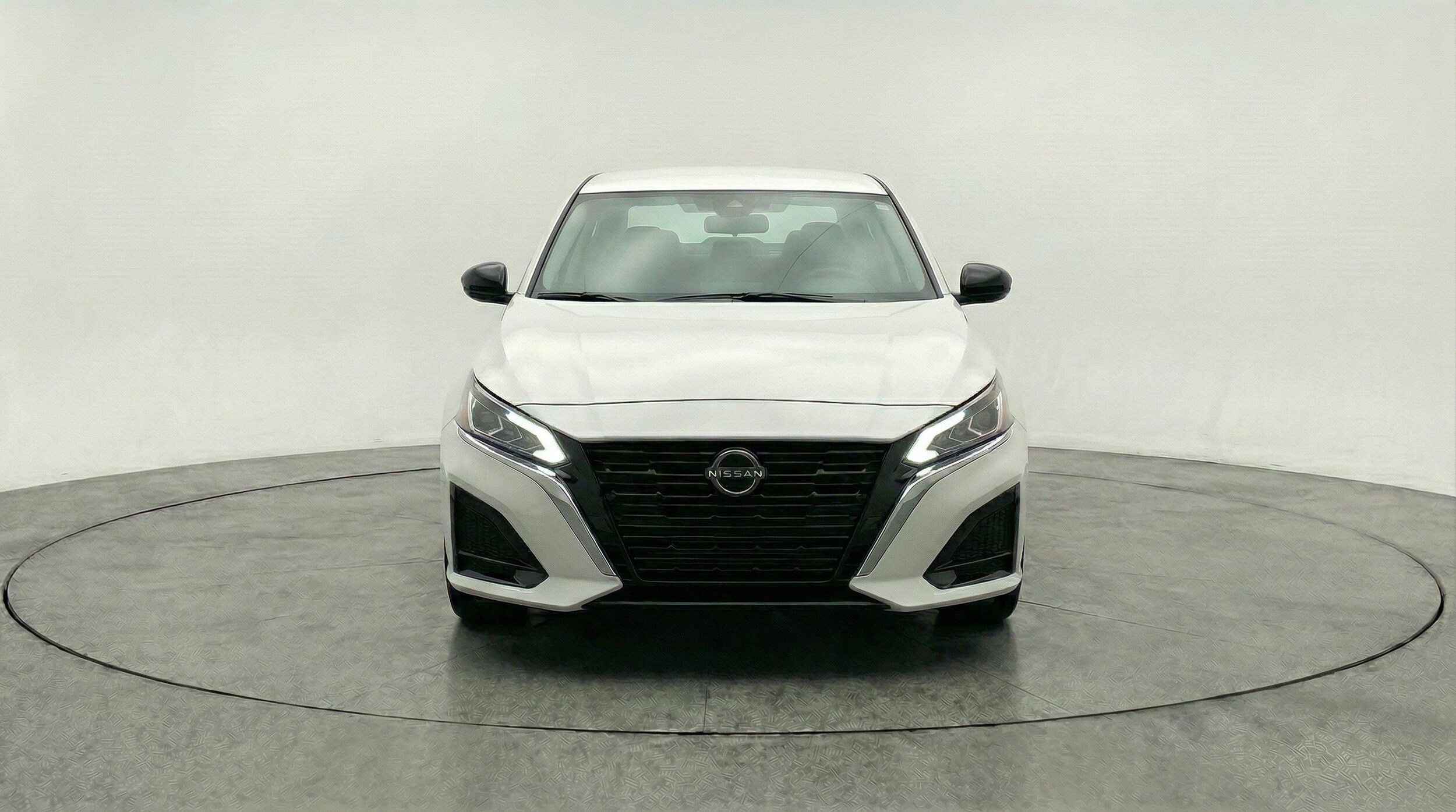 Thumbnail: 2025 Nissan Altima - 2