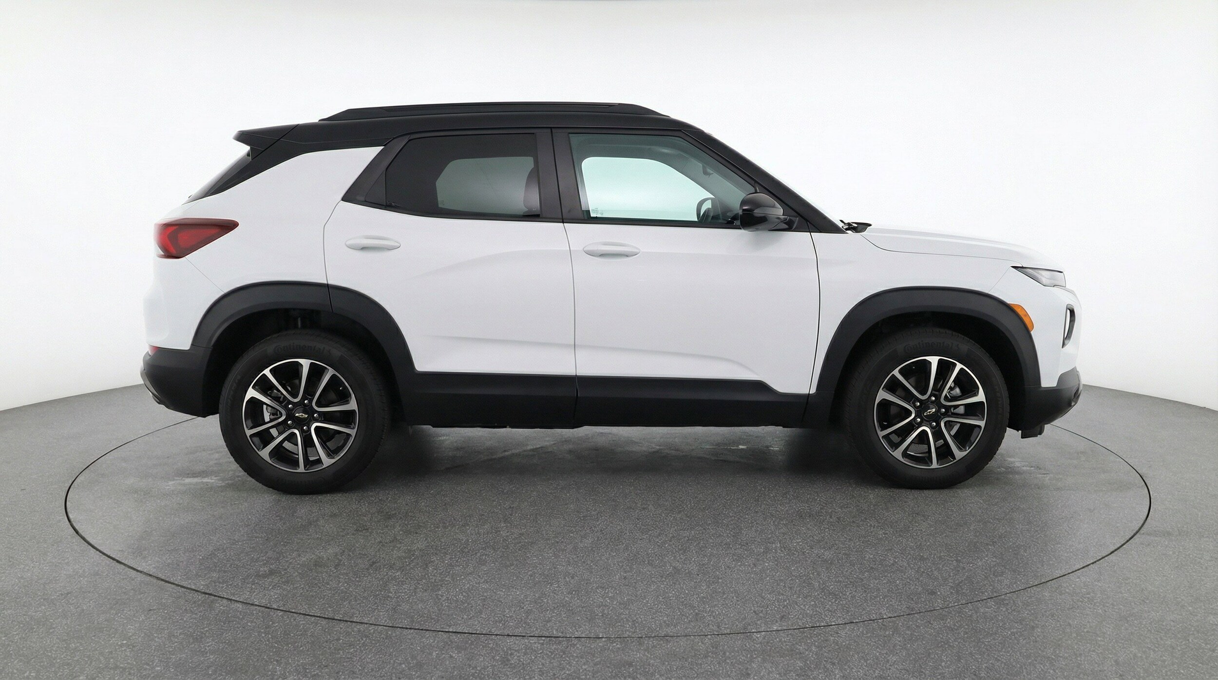 Thumbnail: 2025 Chevrolet TrailBlazer - 9