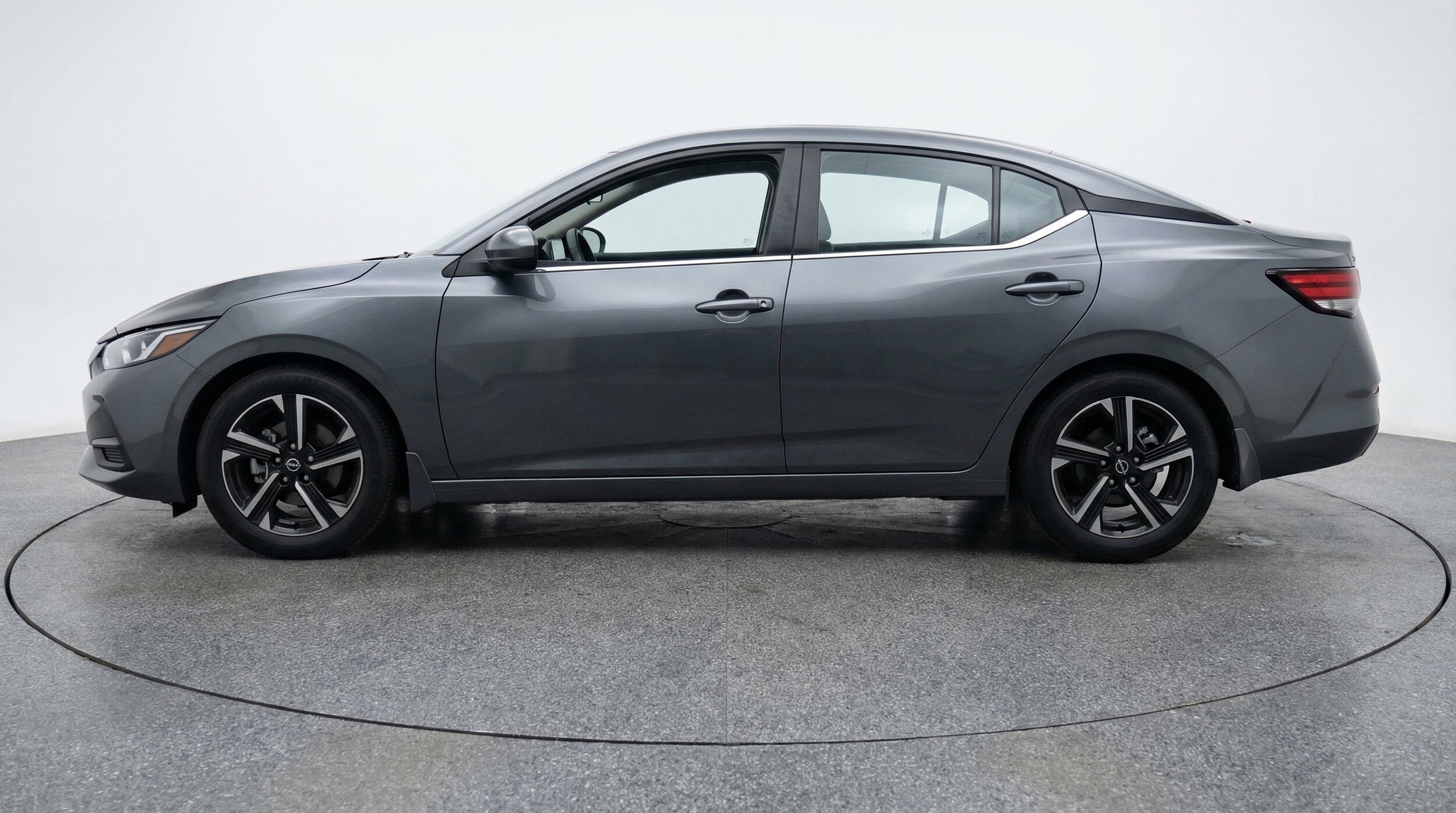 Thumbnail: 2025 Nissan Sentra - 3