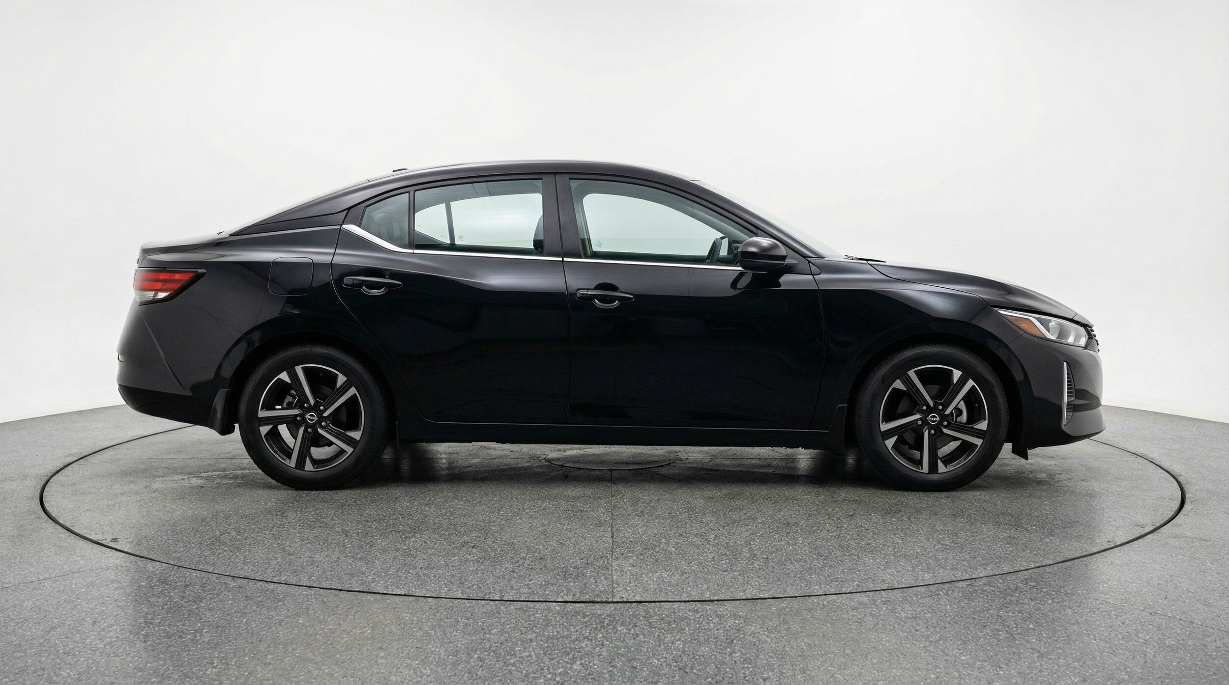 Thumbnail: 2025 Nissan Sentra - 9