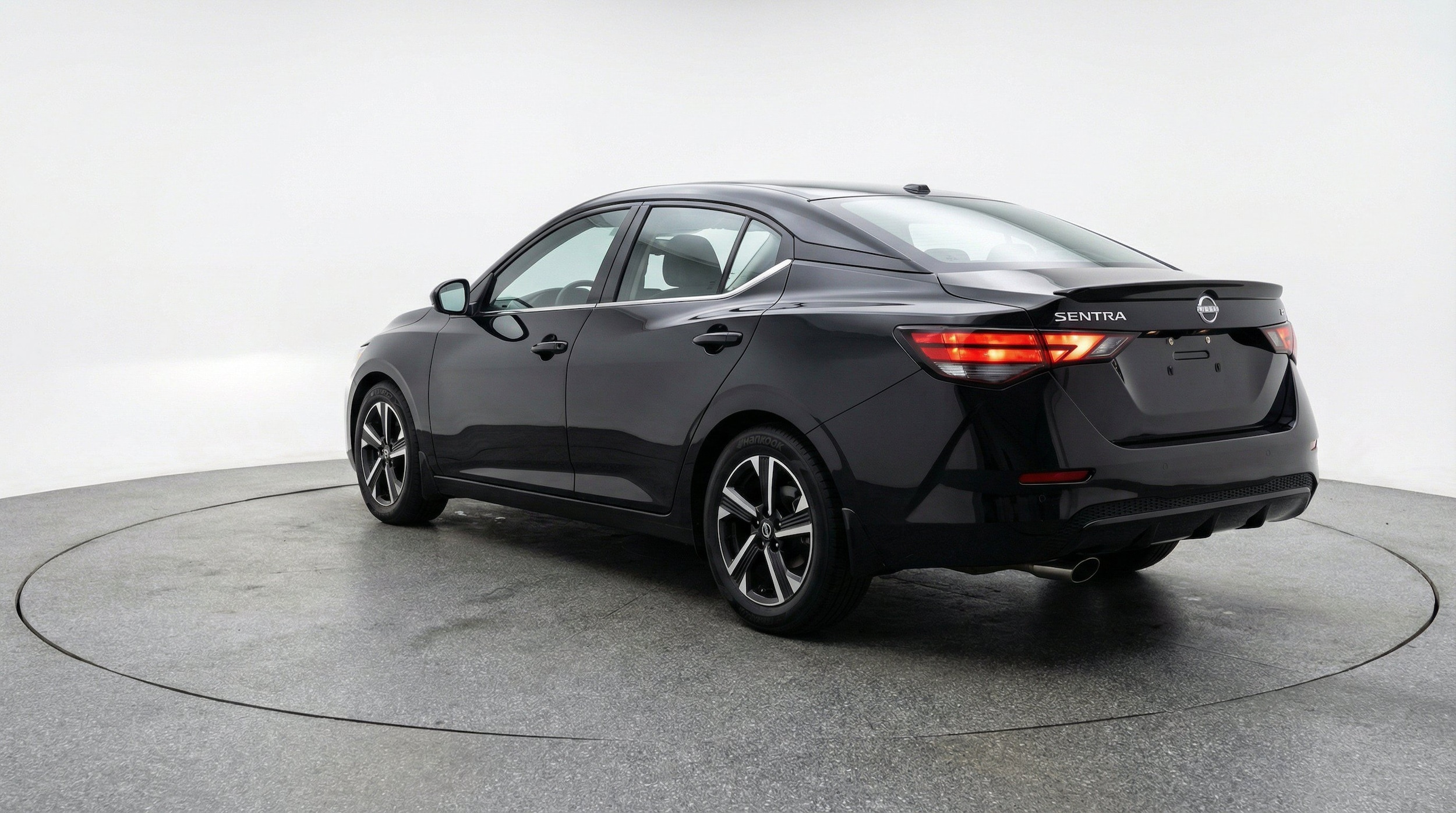 Thumbnail: 2025 Nissan Sentra - 5