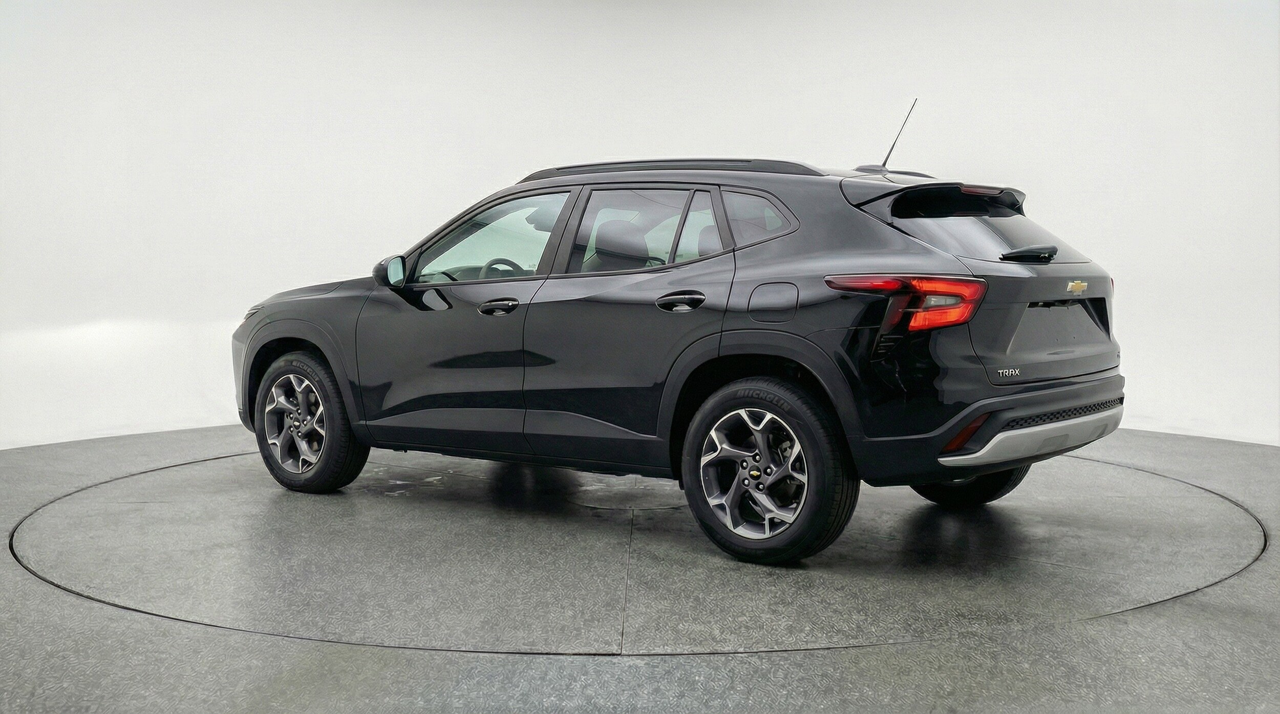 Thumbnail: 2025 Chevrolet Trax - 6