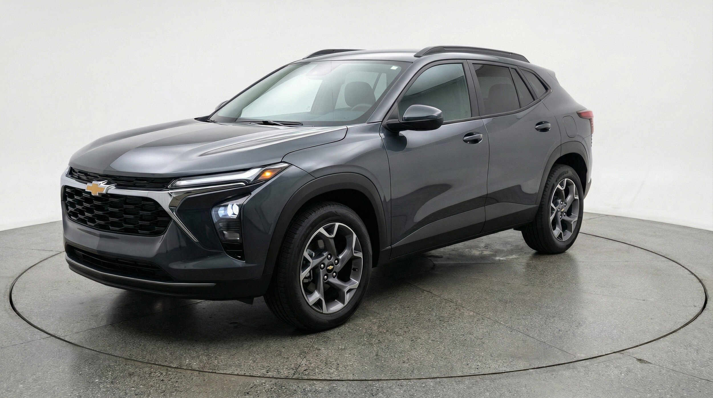 Thumbnail: 2025 Chevrolet Trax - 2