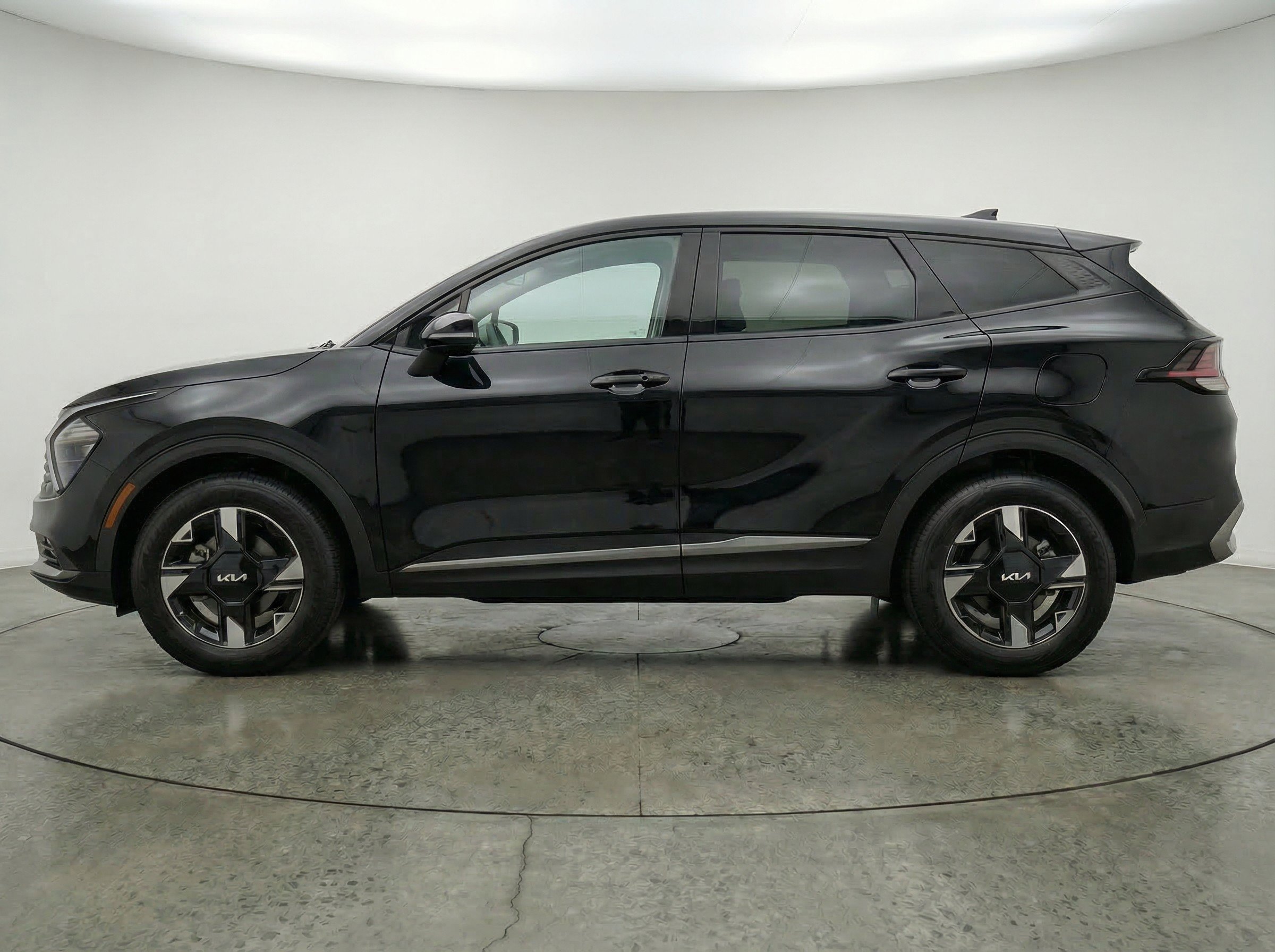 Thumbnail: 2026 Kia Sportage - 3