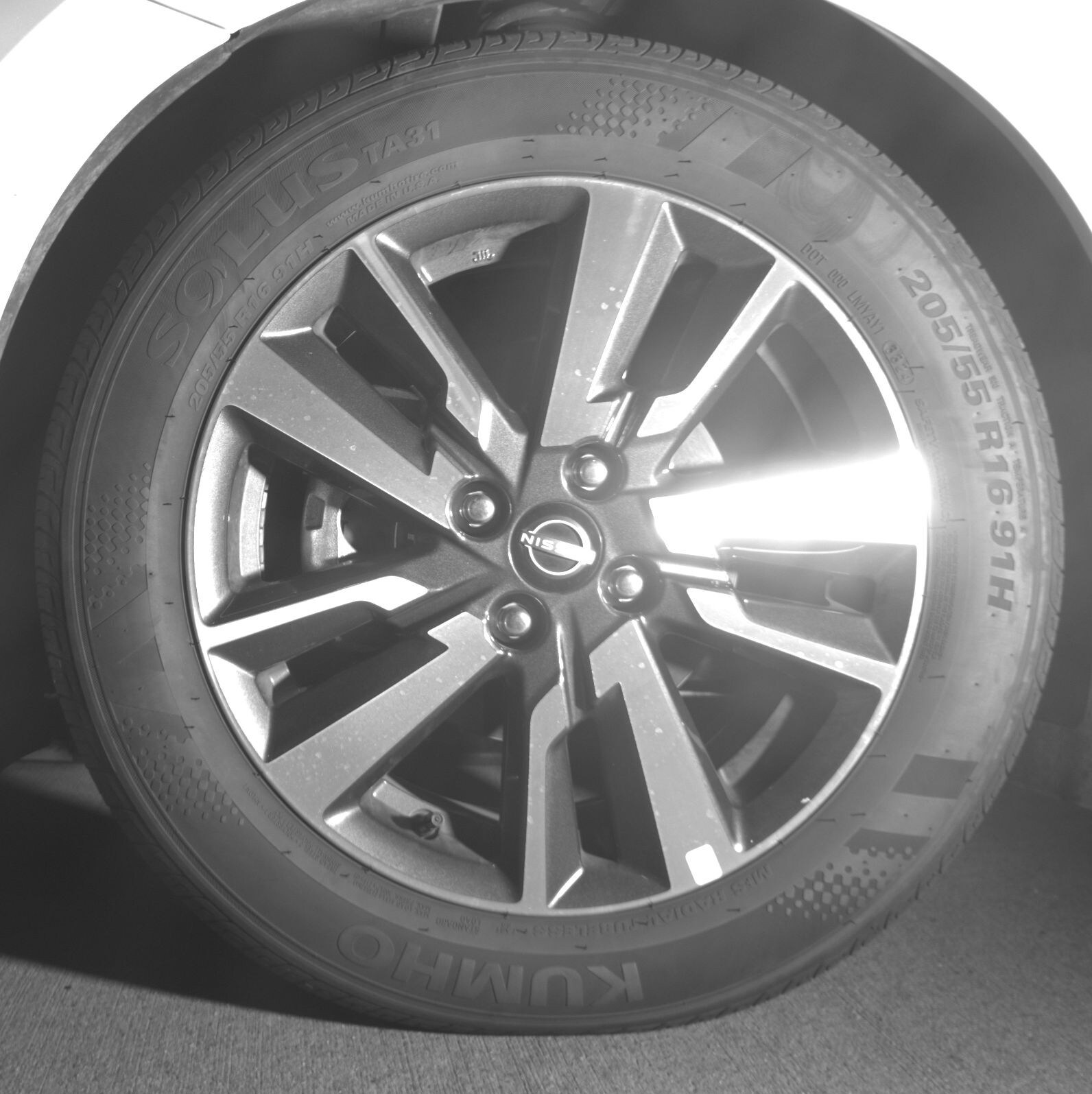 Thumbnail: 2025 Nissan Versa - 9