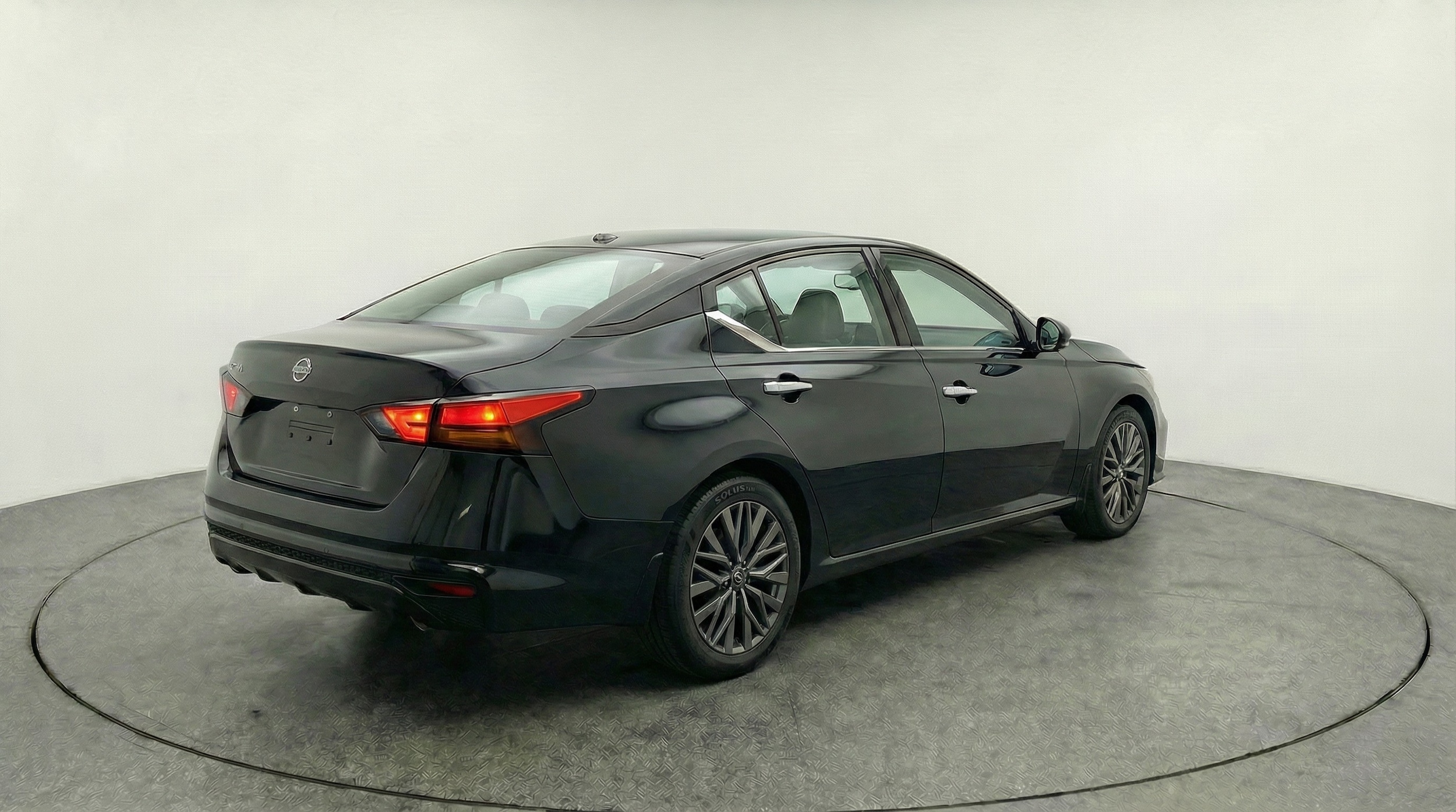 Thumbnail: 2025 Nissan Altima - 7