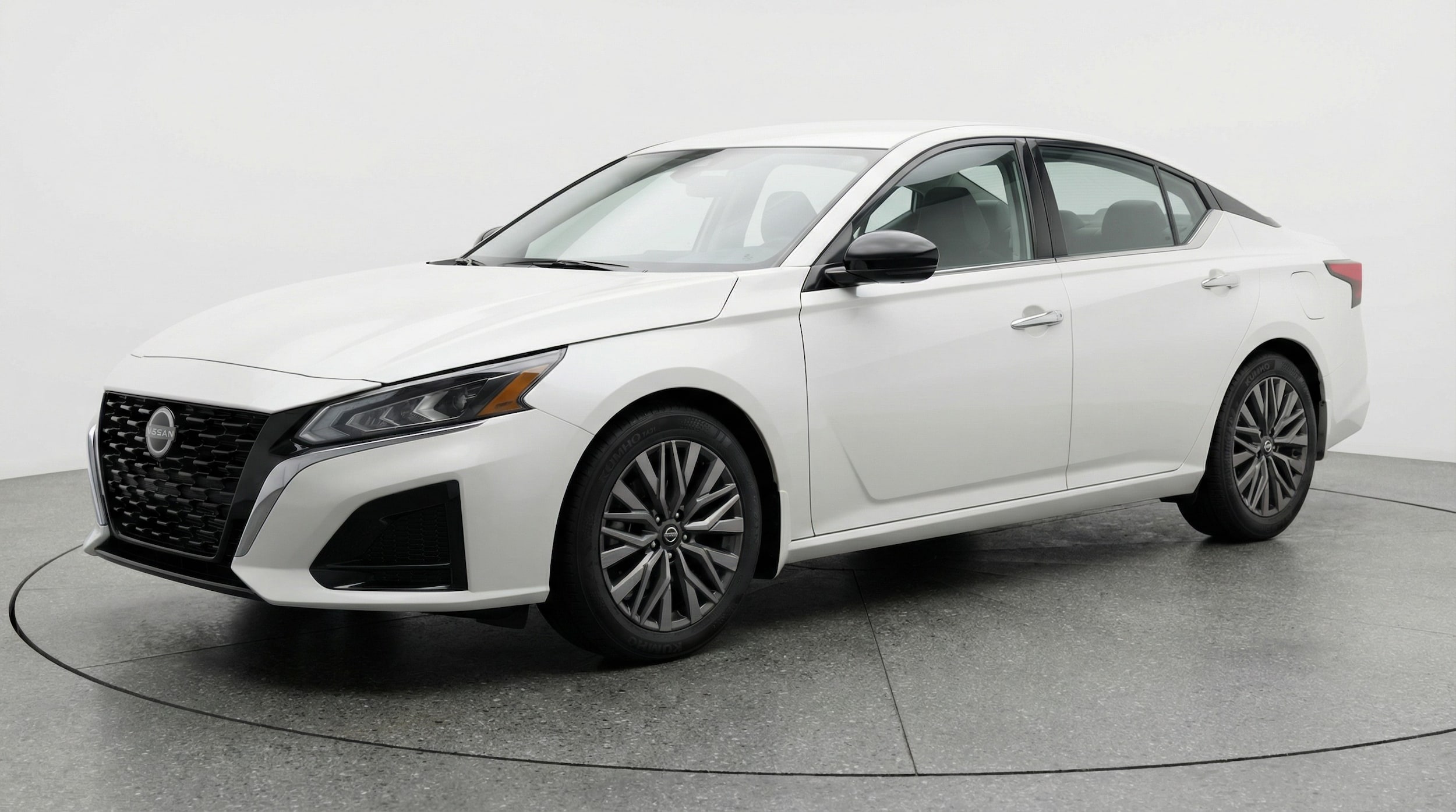 Thumbnail: 2025 Nissan Altima - 3