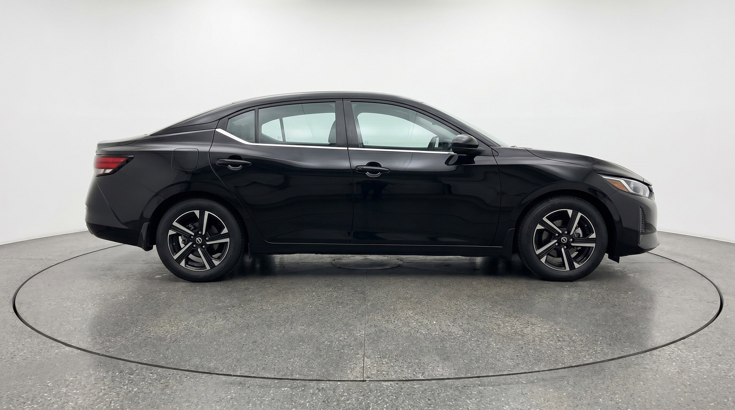 Thumbnail: 2025 Nissan Sentra - 11
