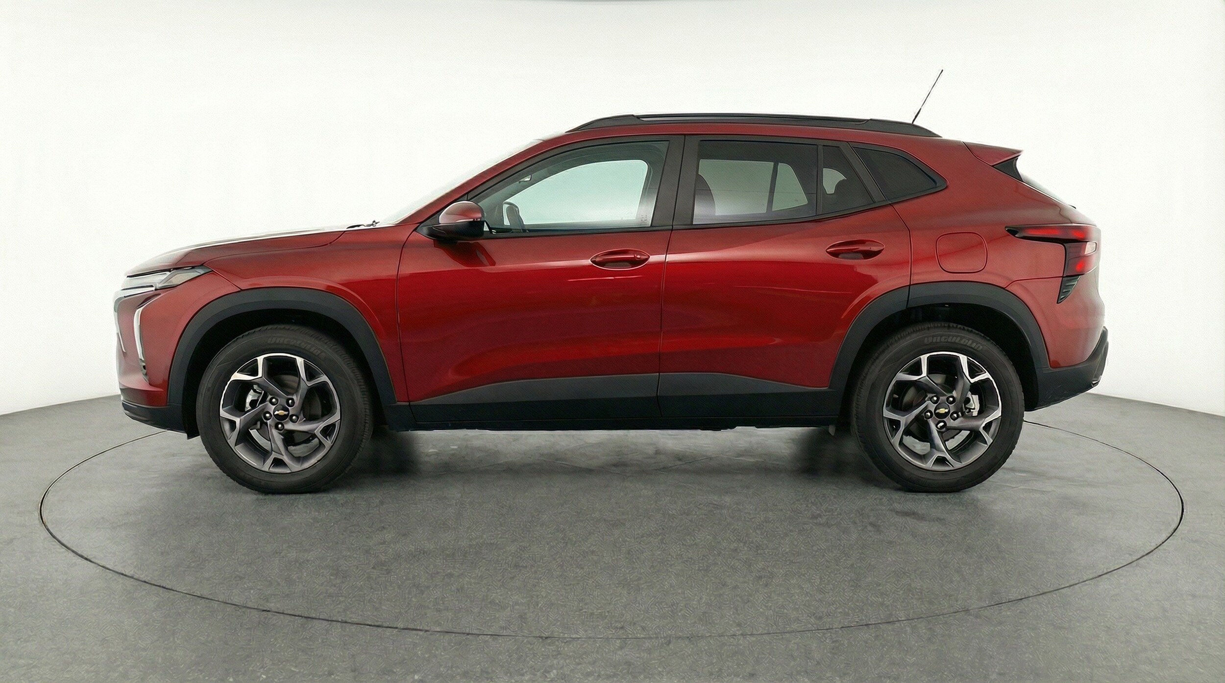 Thumbnail: 2025 Chevrolet Trax - 3