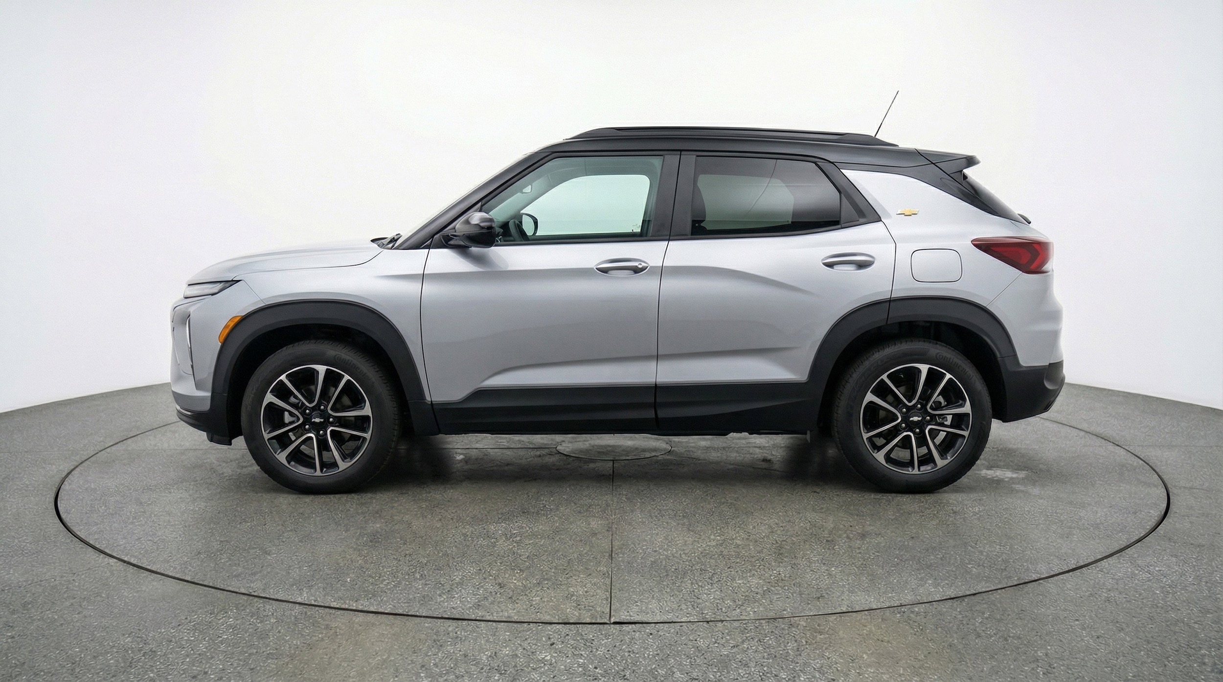 Thumbnail: 2025 Chevrolet TrailBlazer - 3