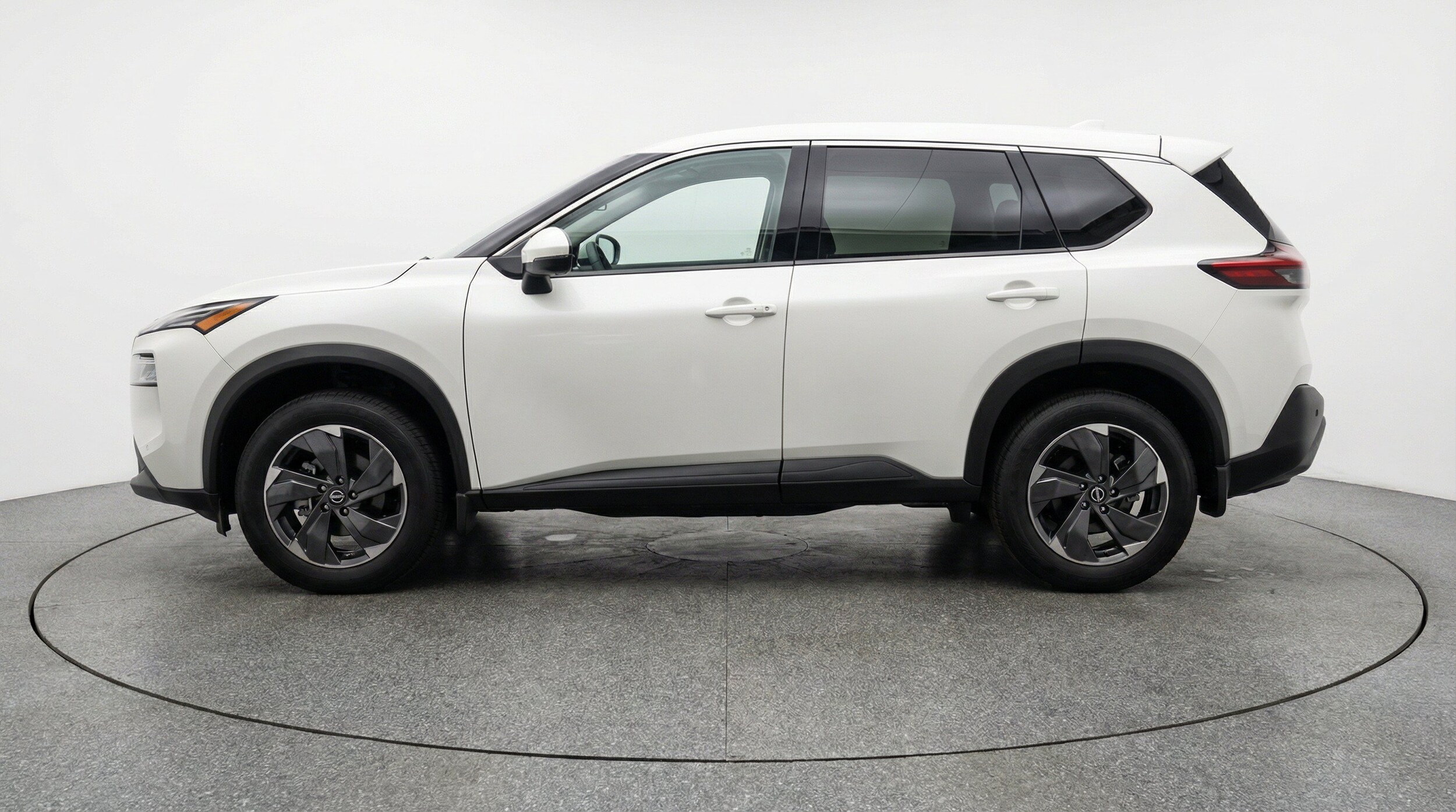 Thumbnail: 2025 Nissan Rogue - 5
