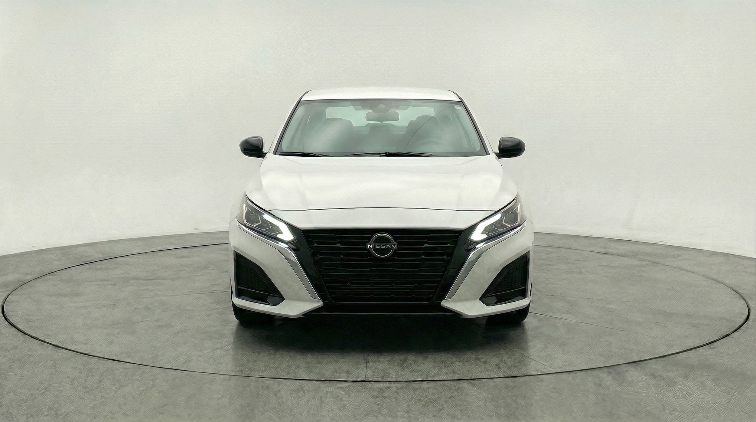 Thumbnail: 2025 Nissan Altima - 2