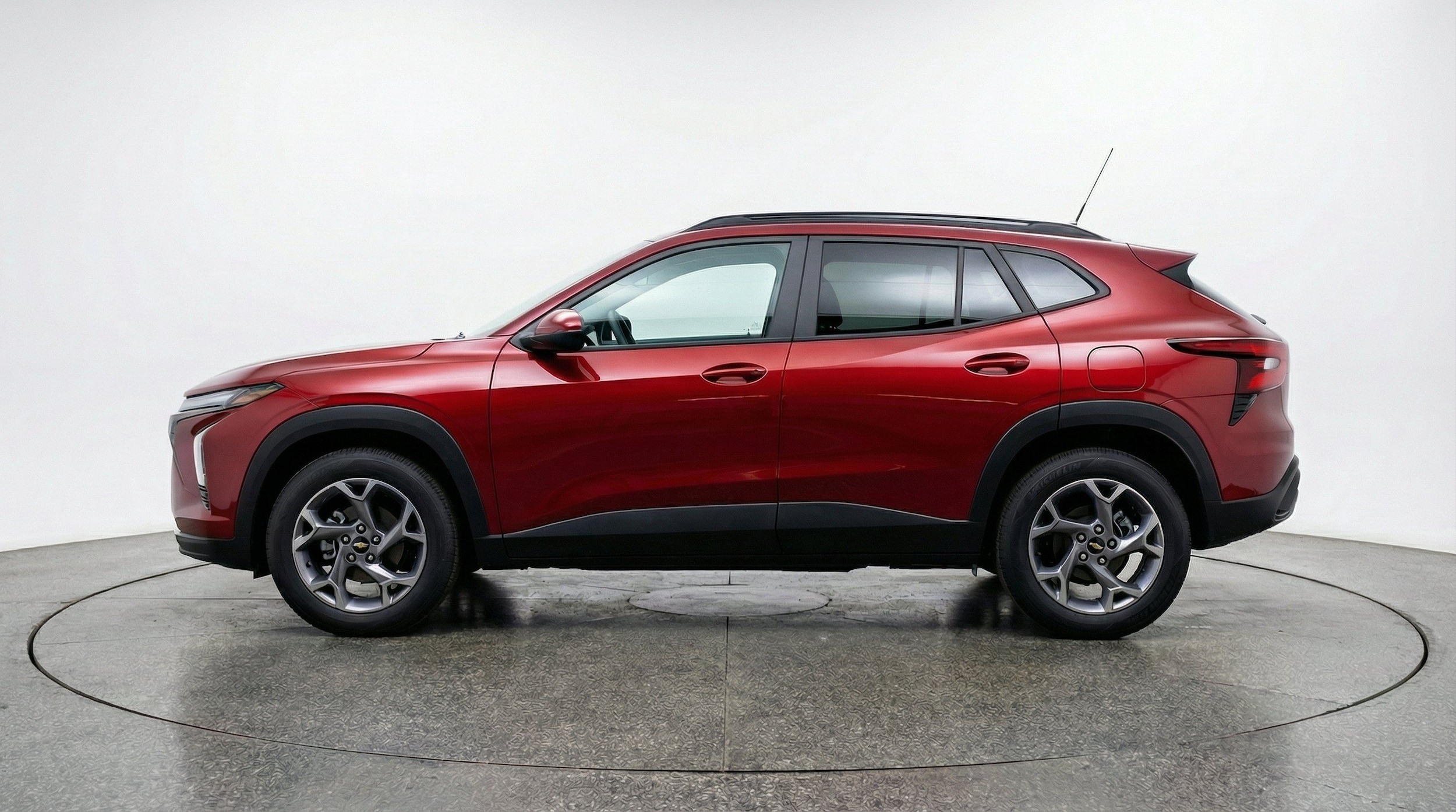 Thumbnail: 2025 Chevrolet Trax - 3
