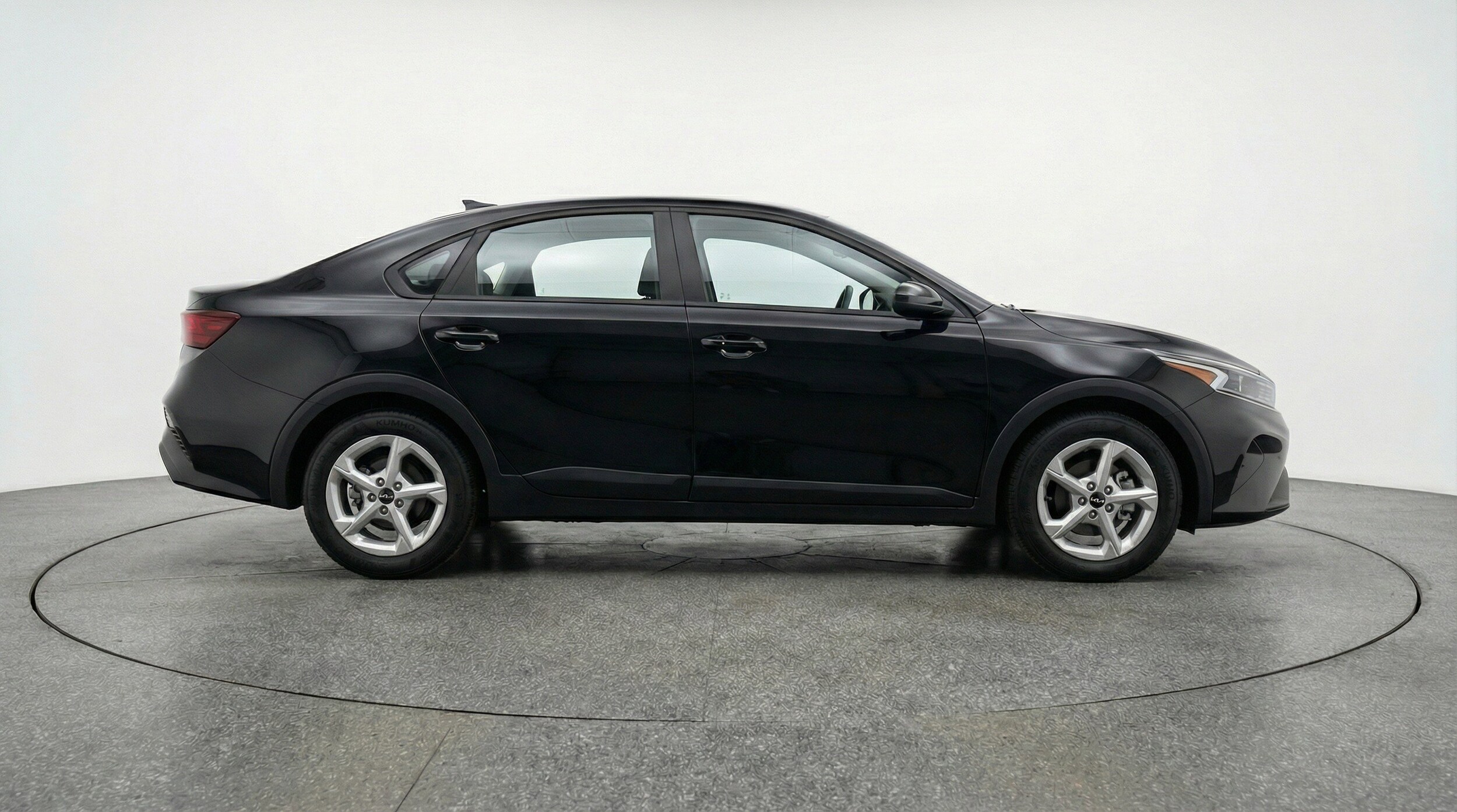 Thumbnail: 2025 Kia K4 - 9