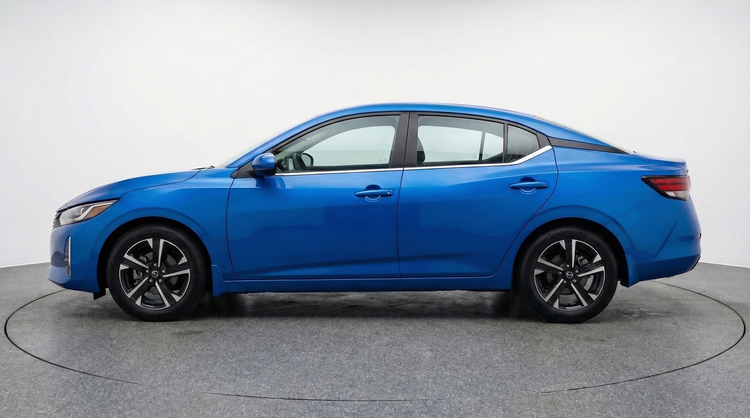 Thumbnail: 2025 Nissan Sentra - 4