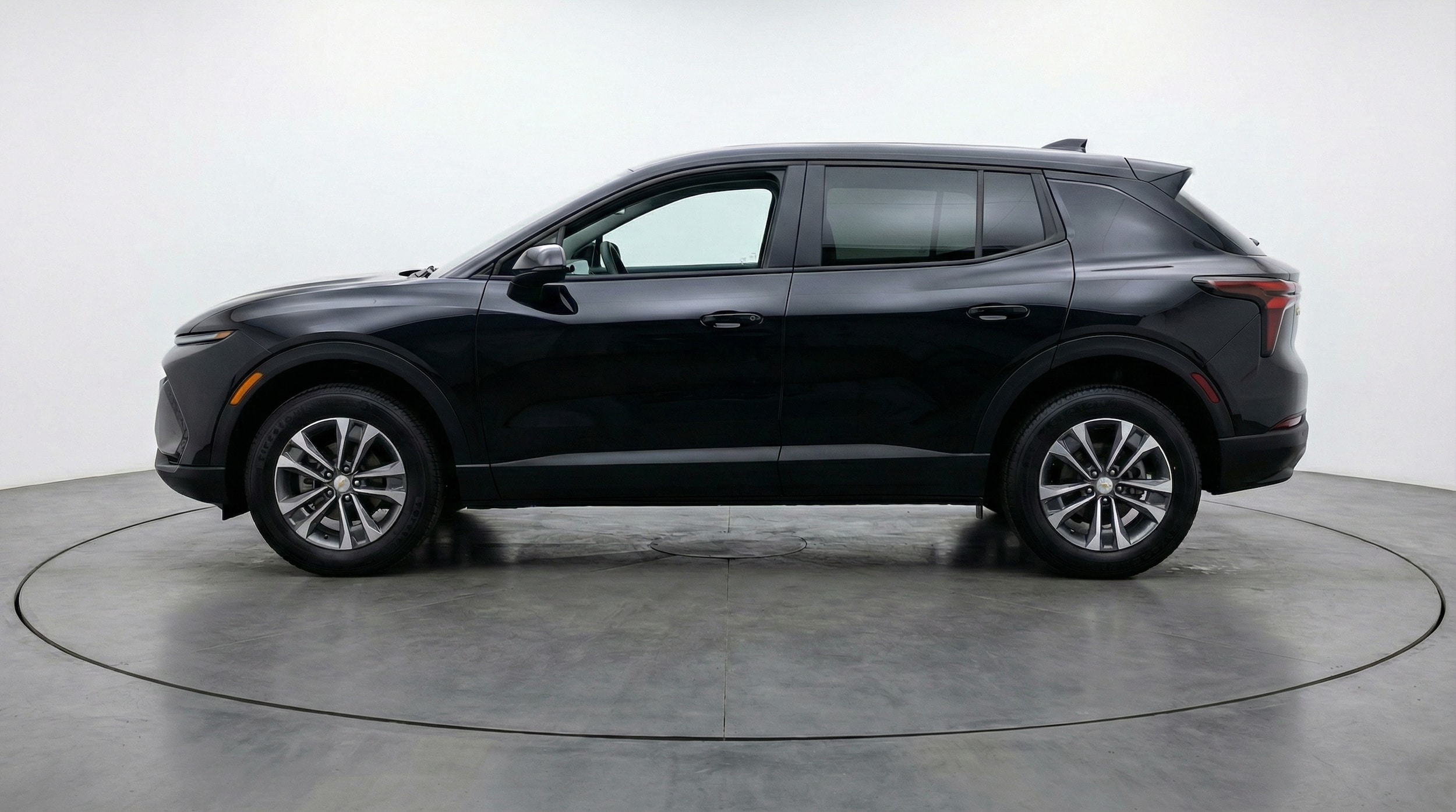 Thumbnail: 2025 Chevrolet Equinox - 4