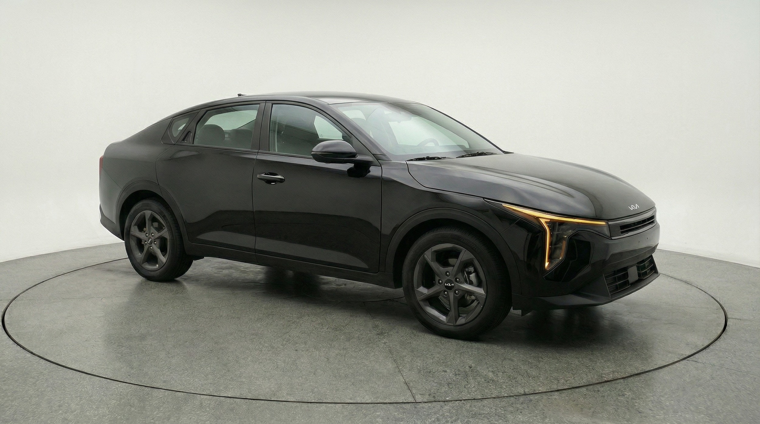 Thumbnail: 2025 Kia K4 - 1