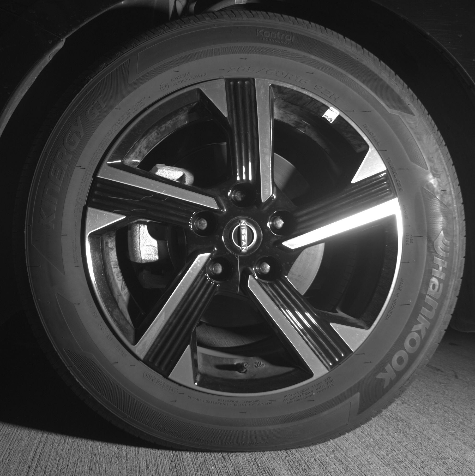 Thumbnail: 2025 Nissan Sentra - 9