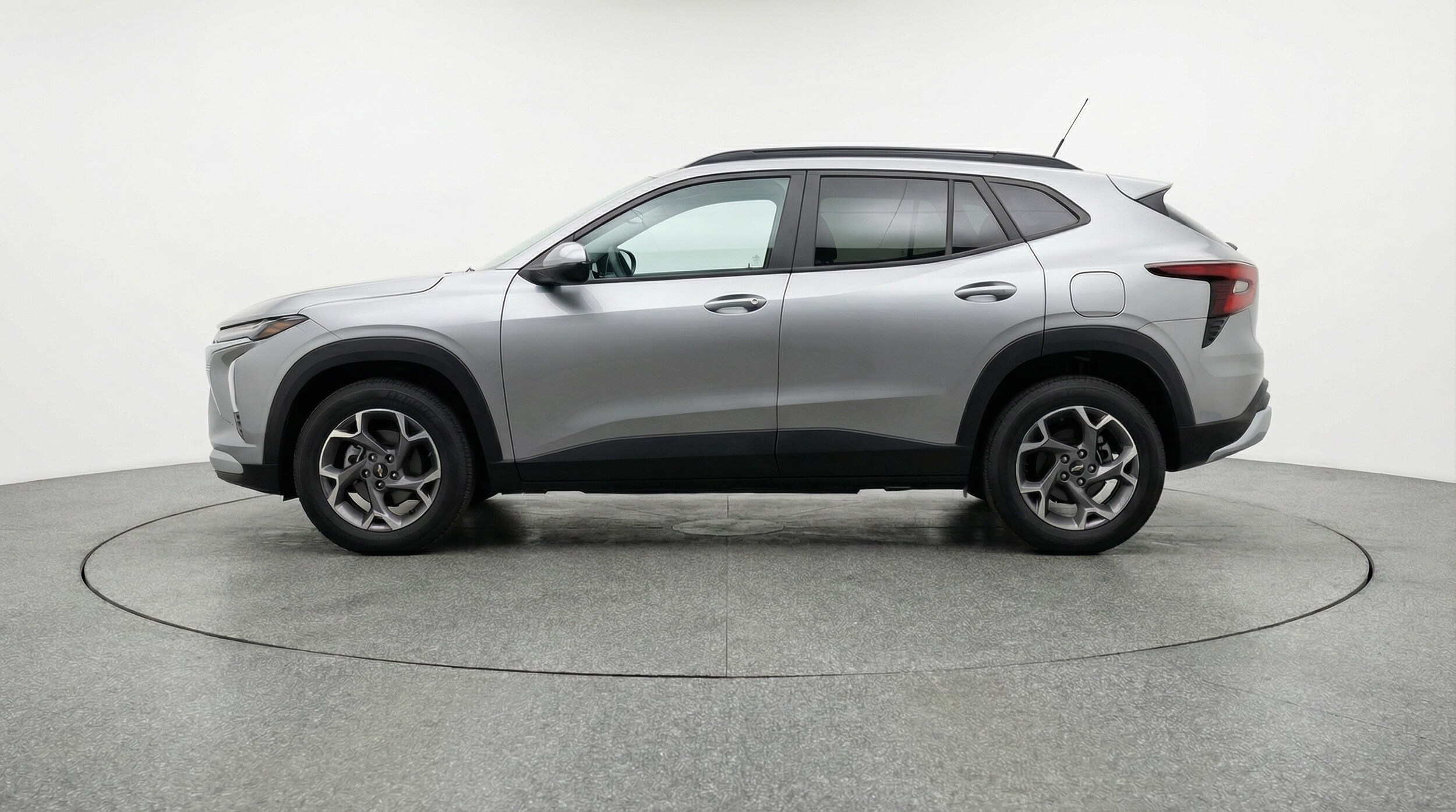 Thumbnail: 2025 Chevrolet Trax - 4