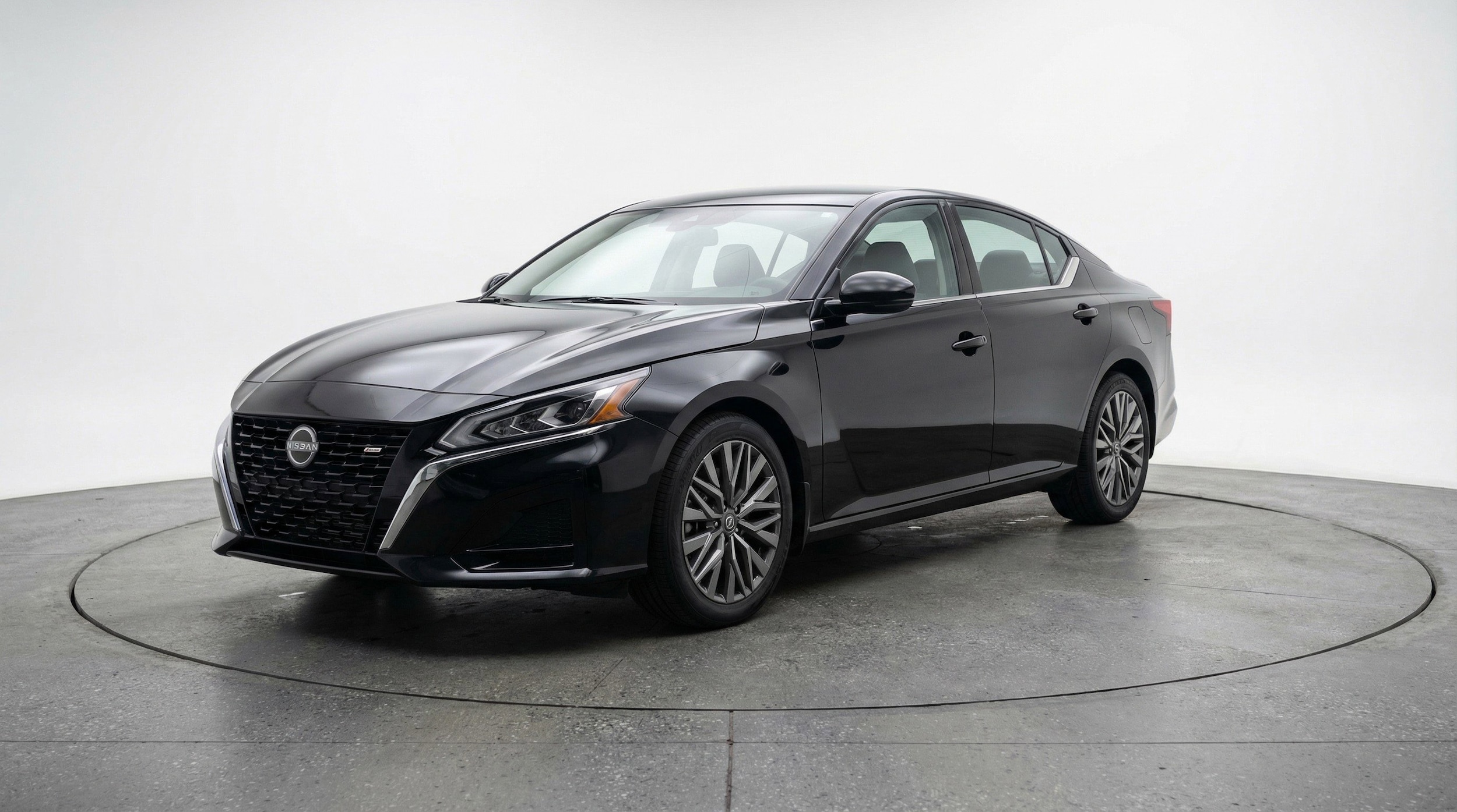 Thumbnail: 2025 Nissan Altima - 2