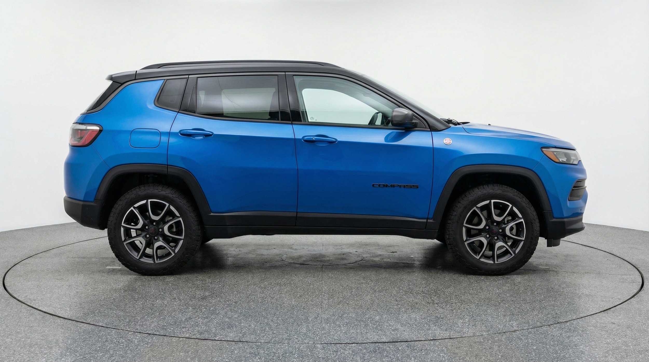Thumbnail: 2025 Jeep Compass - 8