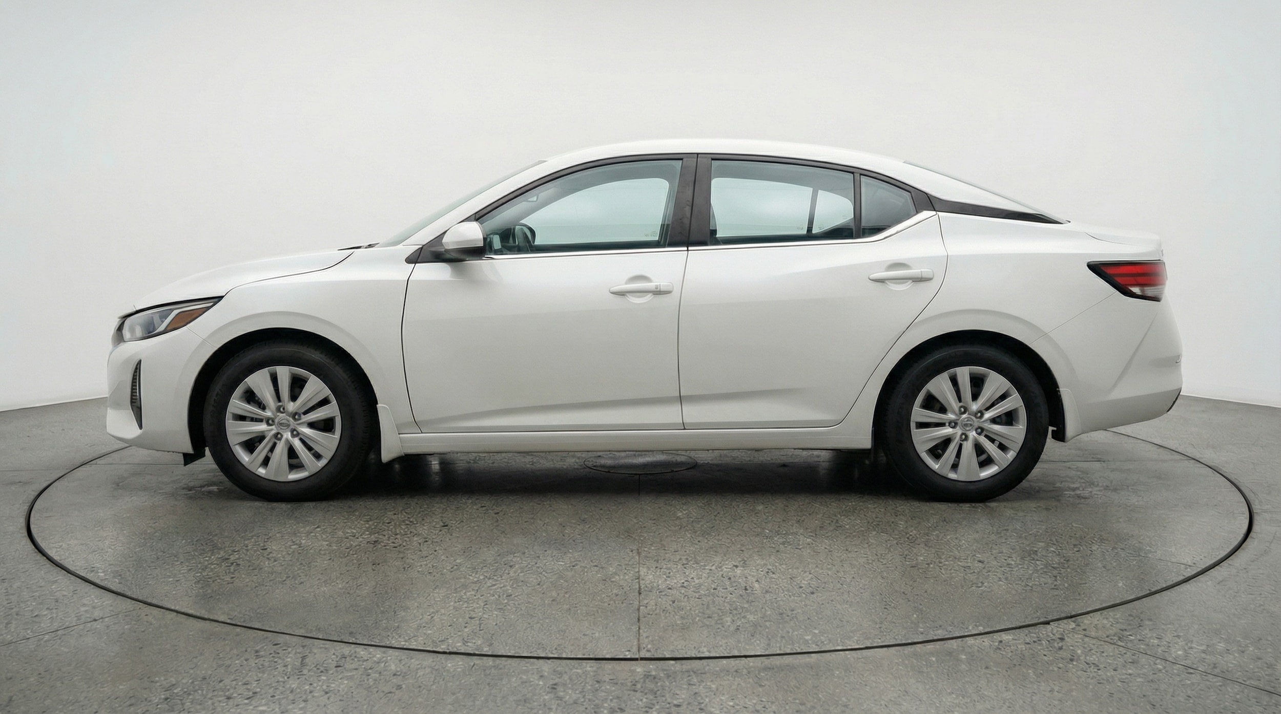 Thumbnail: 2025 Nissan Sentra - 4