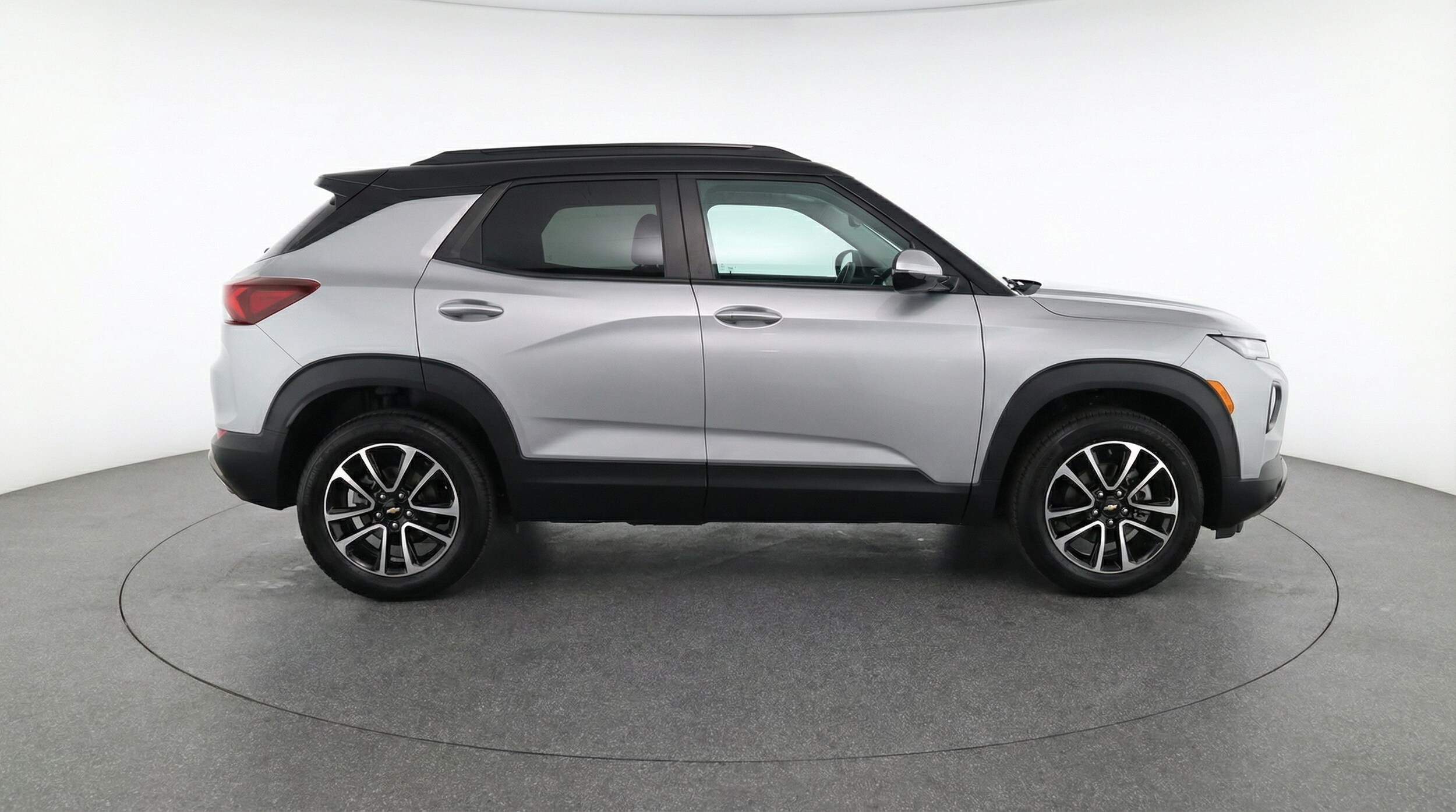 Thumbnail: 2025 Chevrolet TrailBlazer - 8