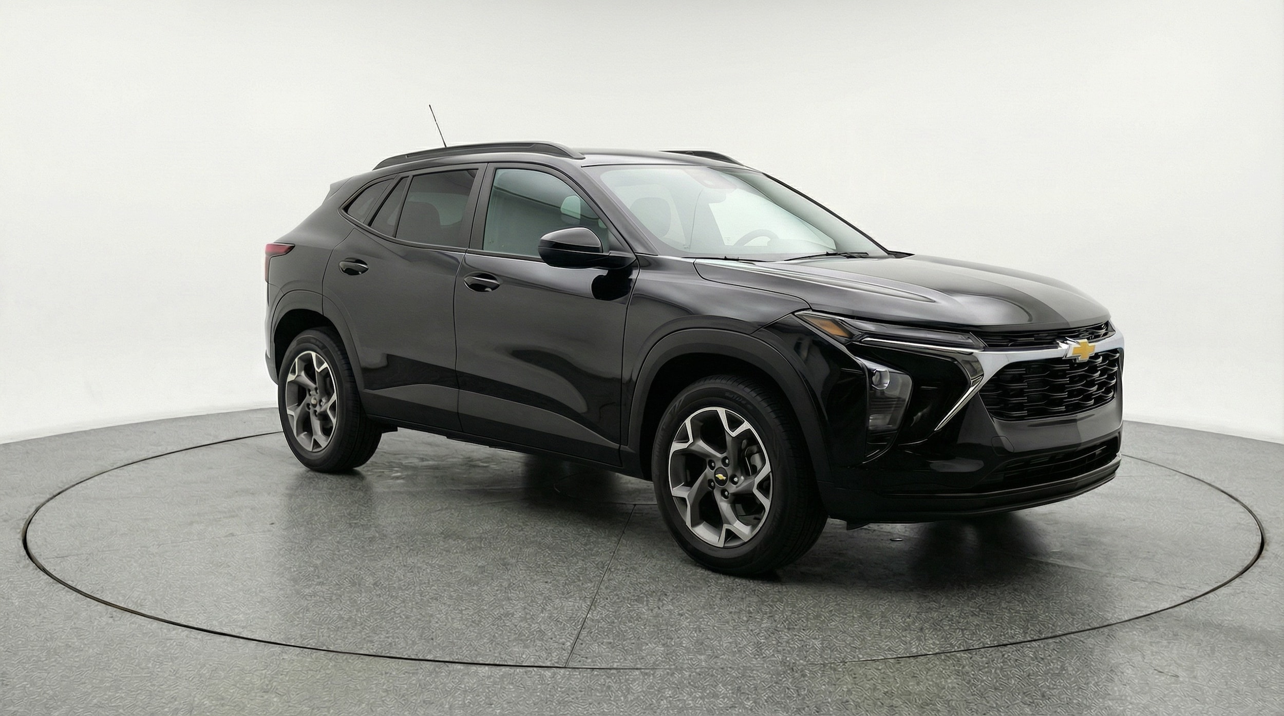 Thumbnail: 2025 Chevrolet Trax - 1