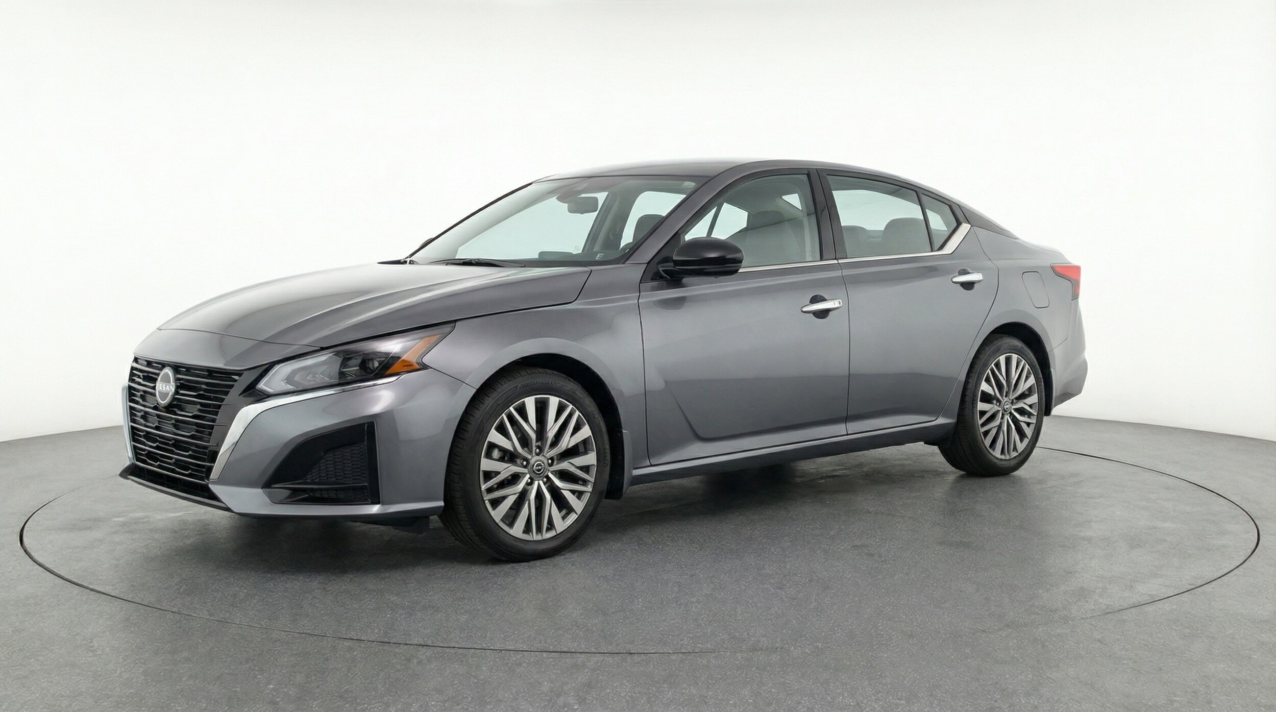 Thumbnail: 2025 Nissan Altima - 3