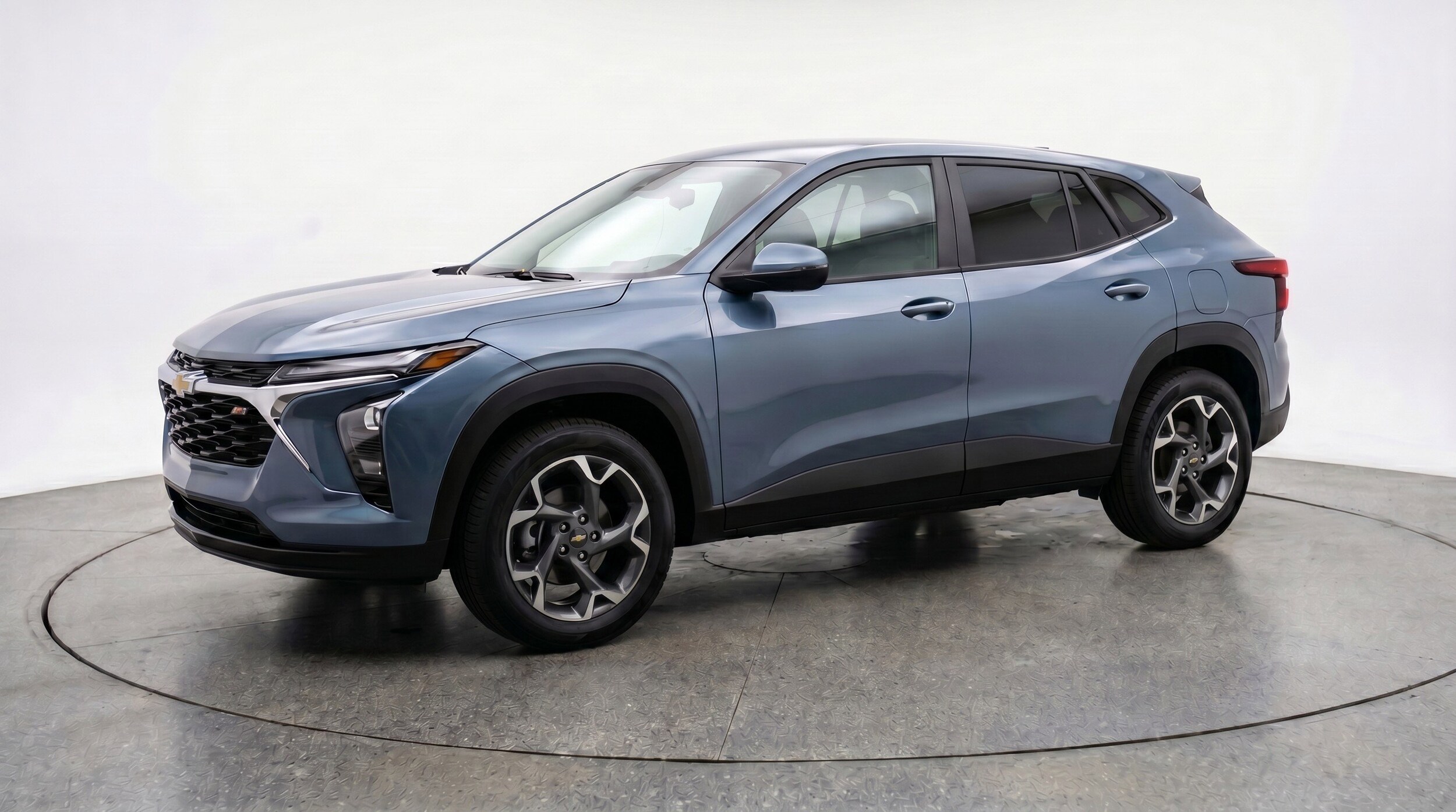 Thumbnail: 2025 Chevrolet Trax - 2