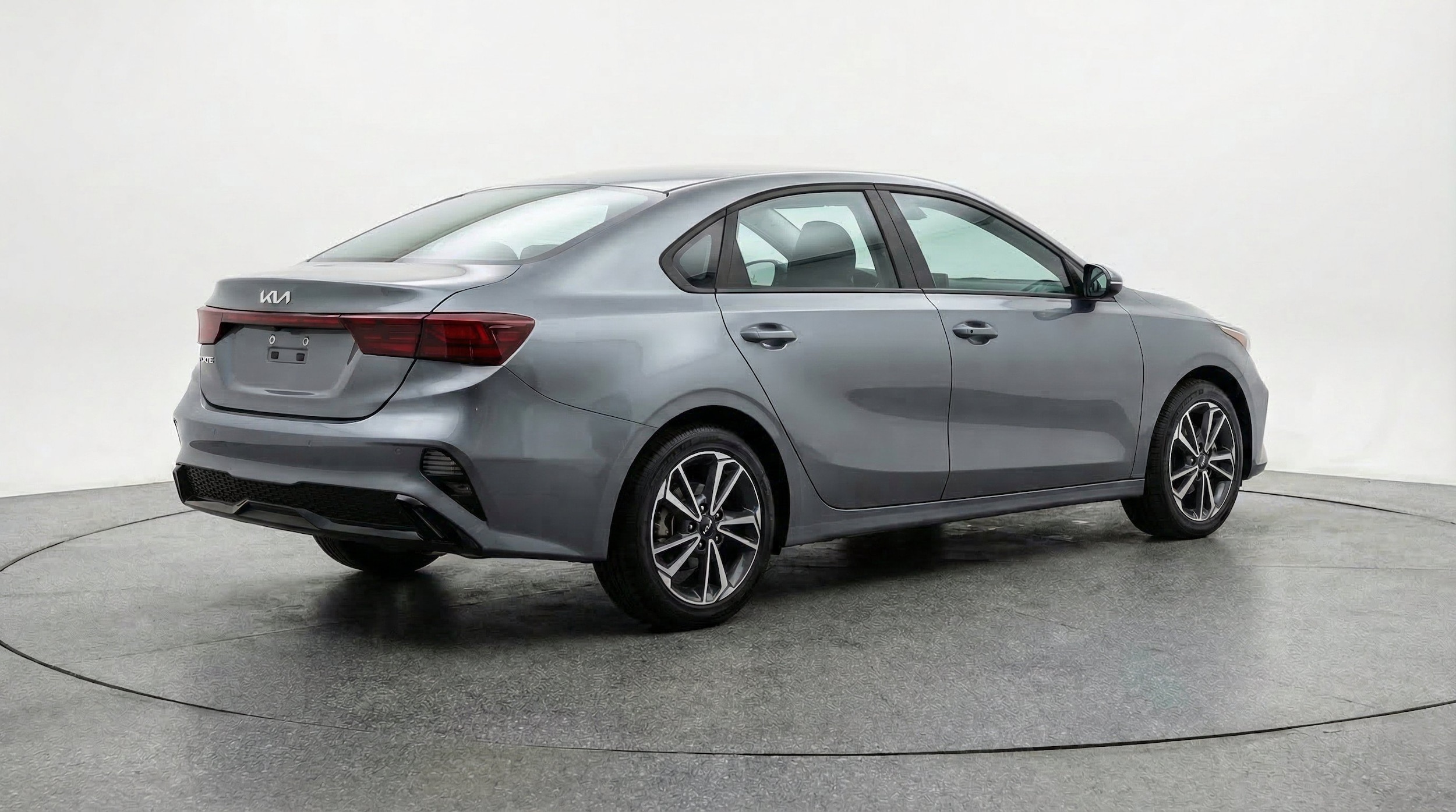 Thumbnail: 2024 Kia Forte - 9