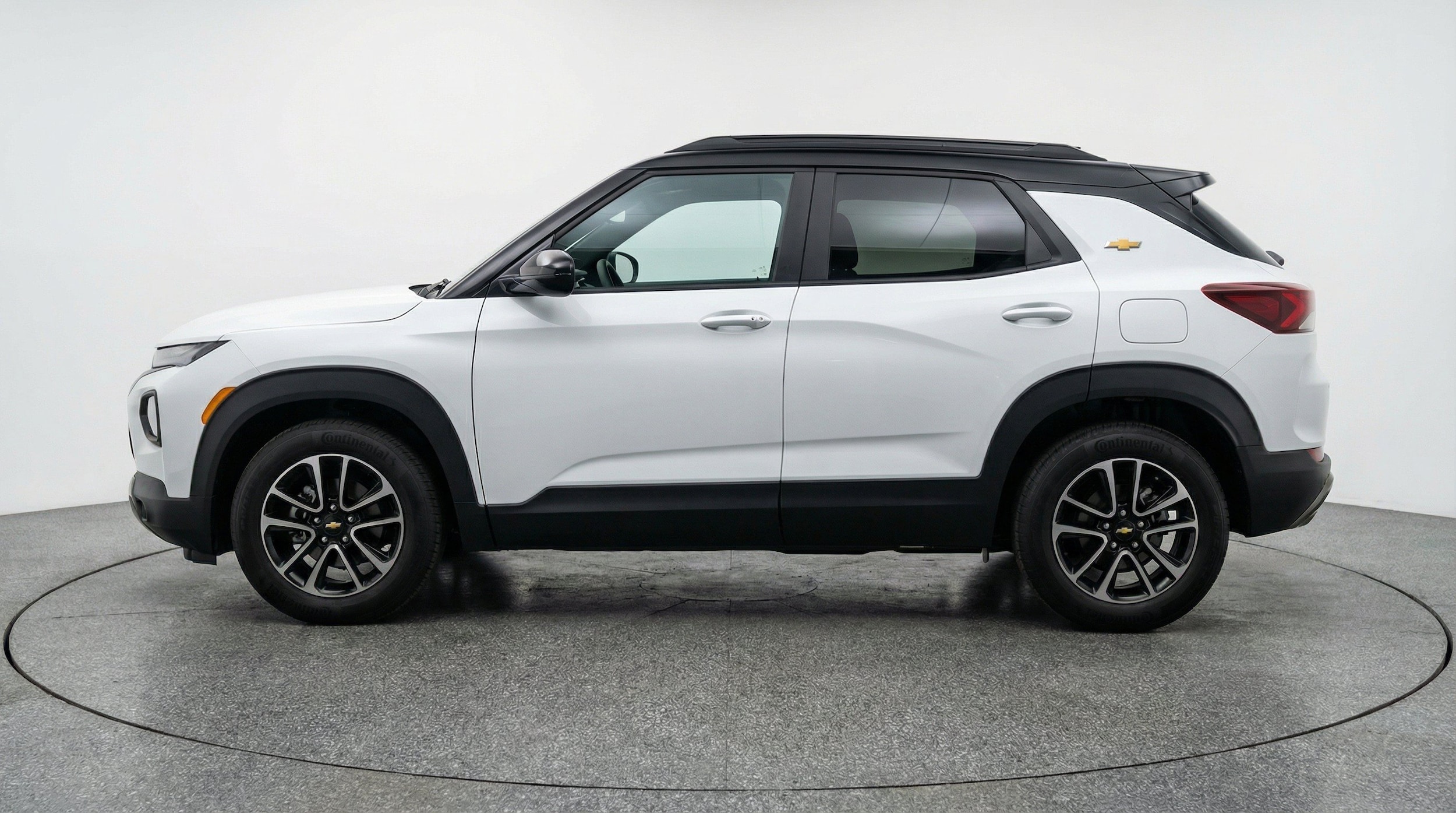 Thumbnail: 2025 Chevrolet TrailBlazer - 3