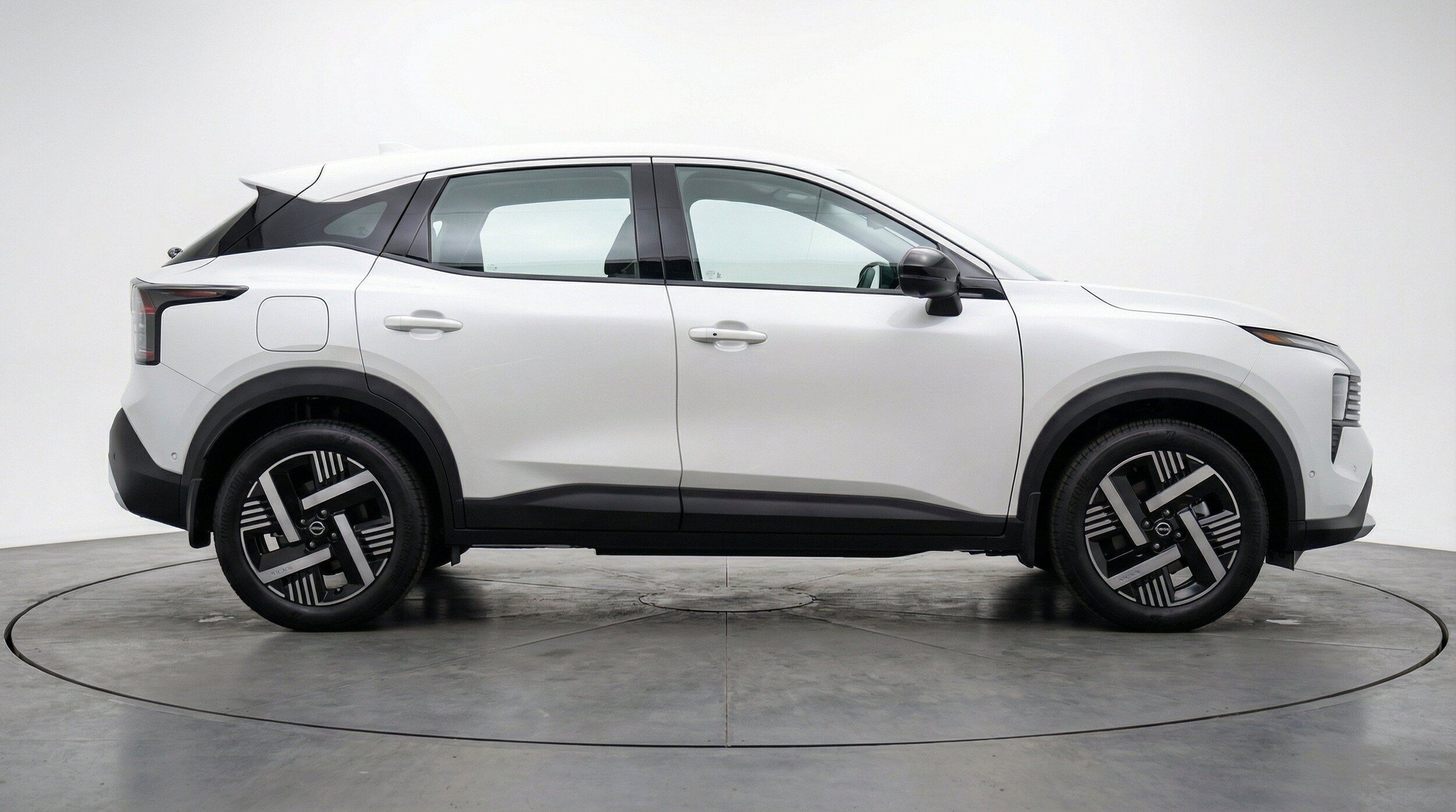 Thumbnail: 2026 Nissan Kicks - 11