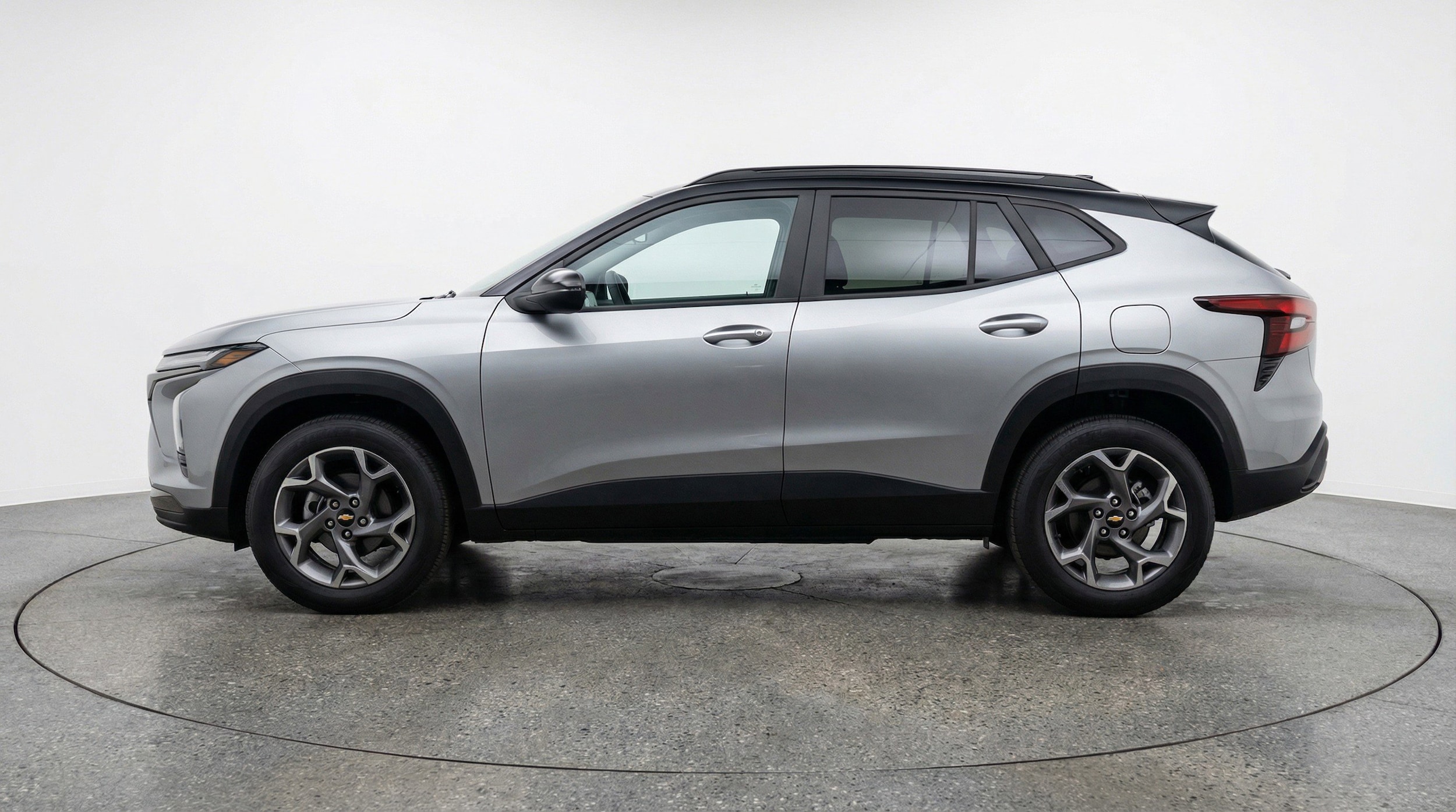 Thumbnail: 2025 Chevrolet Trax - 3
